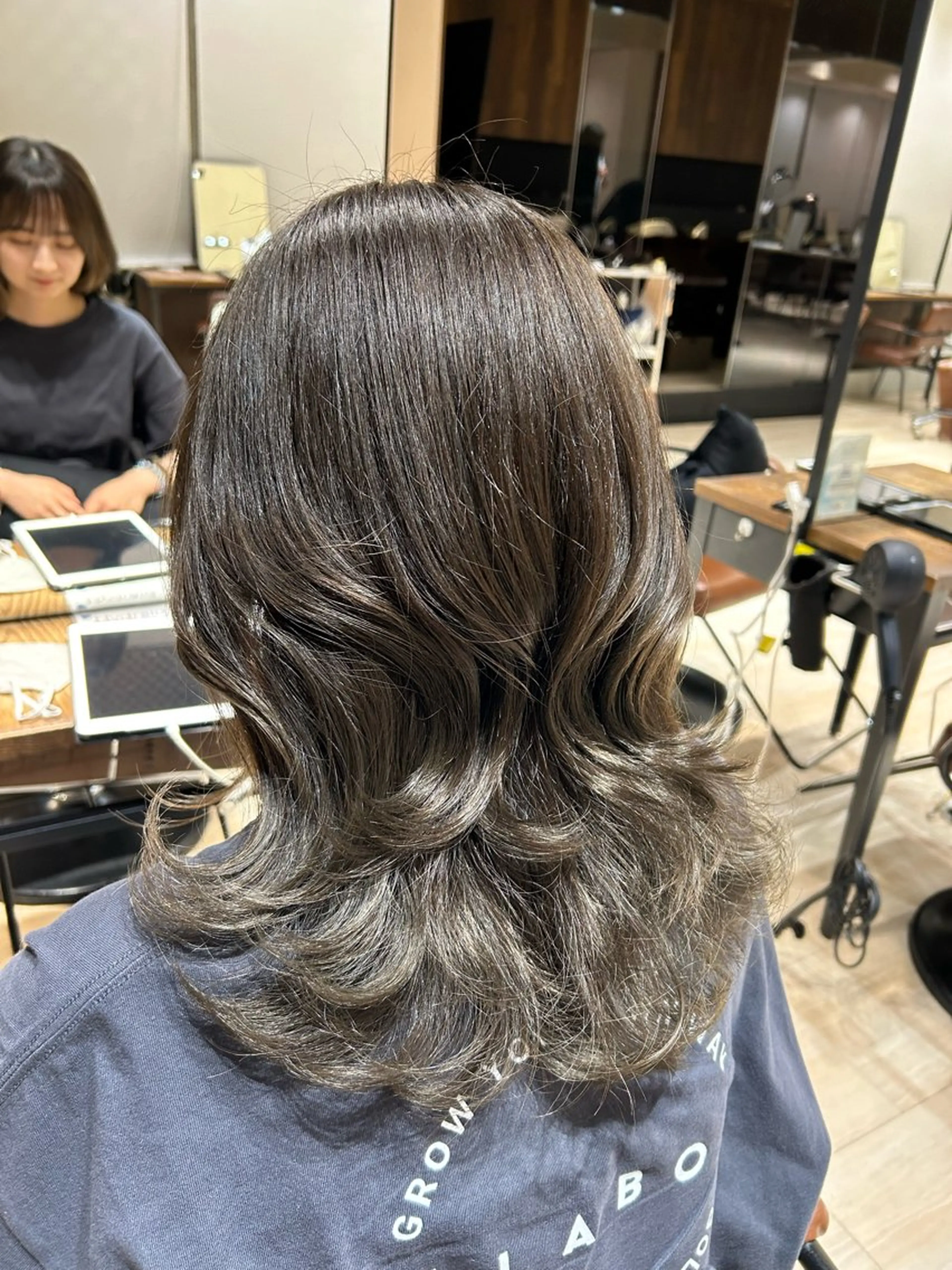 ミディアム 🎀大竹美侑/顔まわ りカット/レイヤーのヘアスタイル