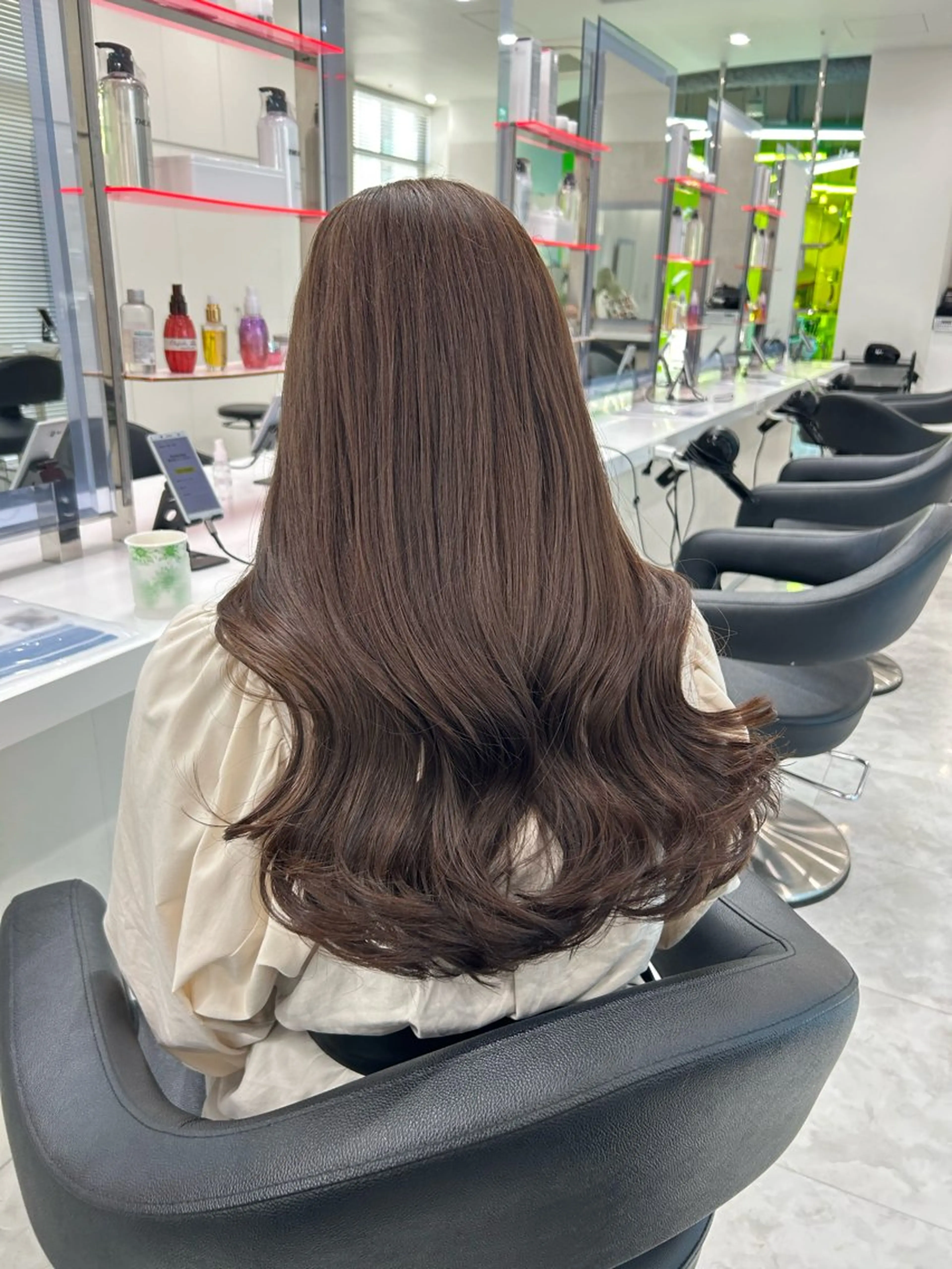 ロング カラー カット ヘアカラー トリートメント ヘアセット 💖透け感ベージュ KOTA💖のヘアスタイル
