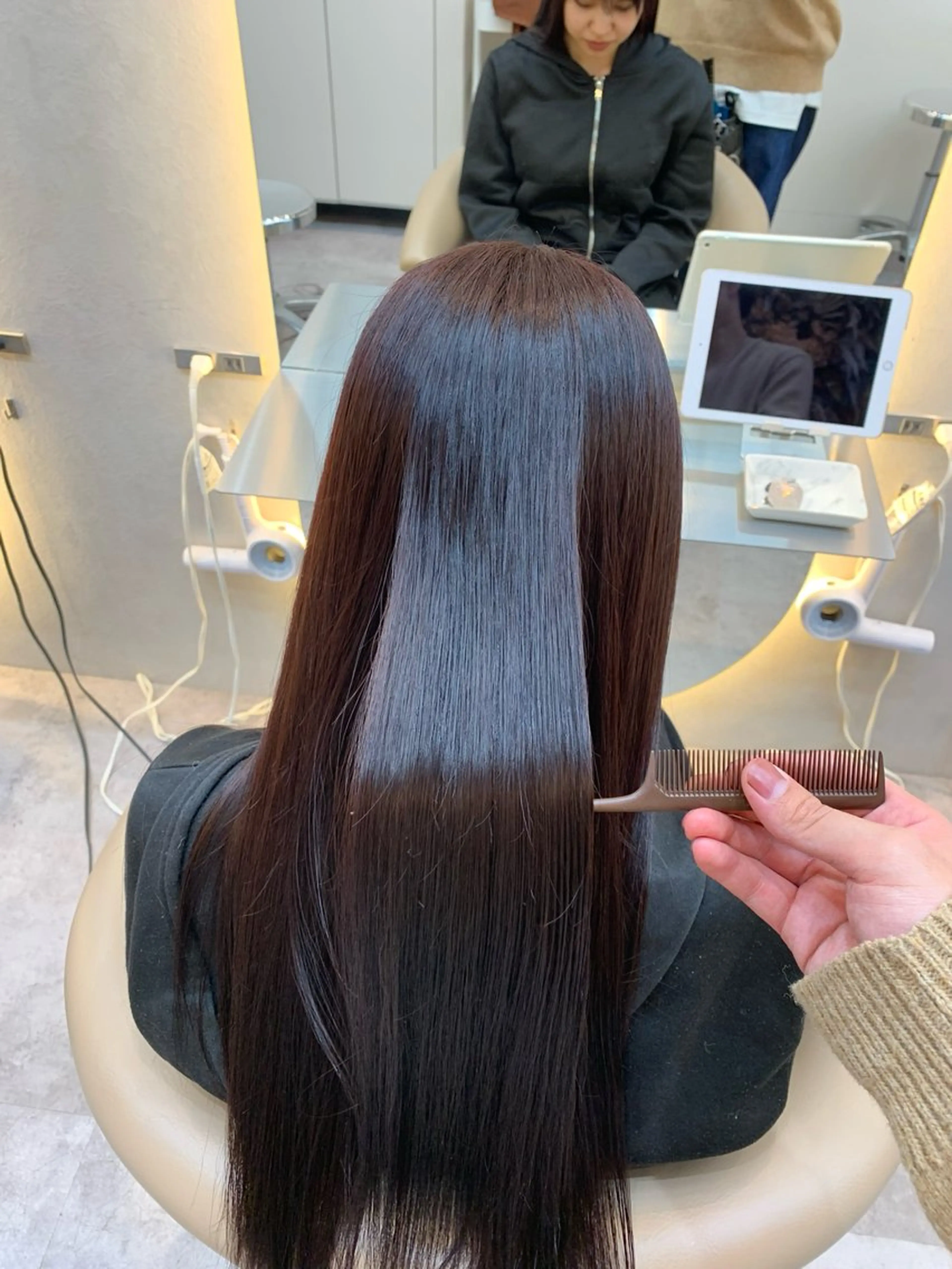 ミディアム ヘアカラー トリートメント Hello by Sea所属・レイヤー/ボブ/艶髪 /顔周り/伊藤　勇司のヘアスタイル