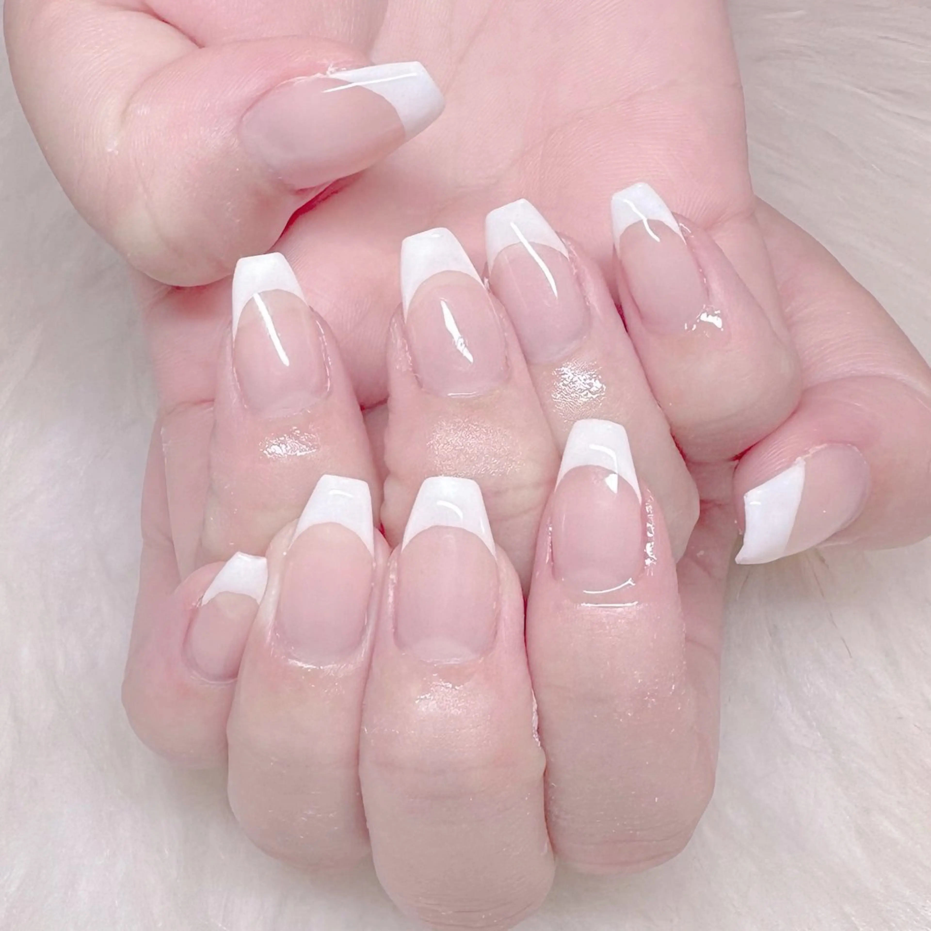 ネイル Mari 🎀六月移転のネイルデザイン