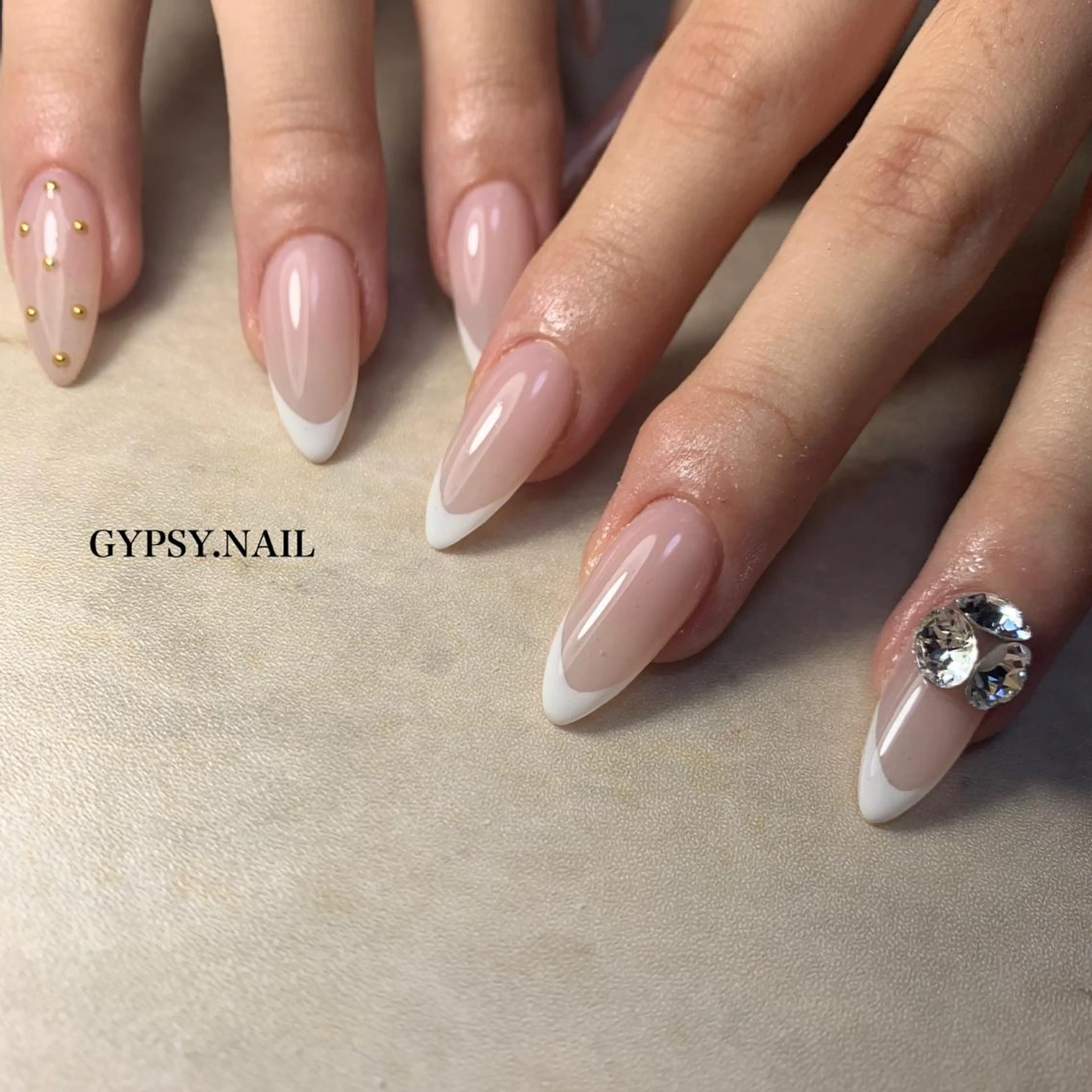 ネイル GYPSY.NAIL所属・GYPSY.NAIL akariのネイルデザイン