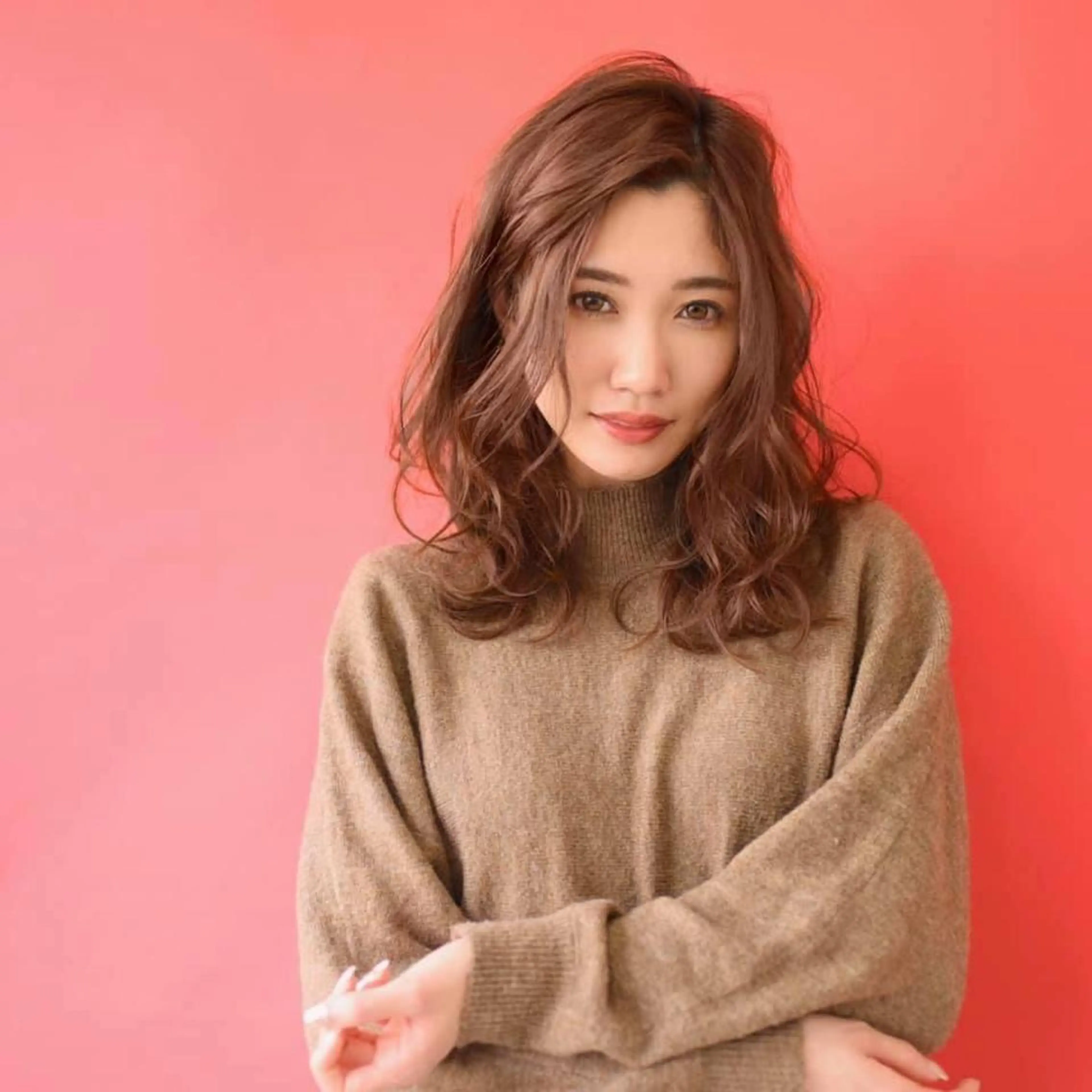 ロング 大阪ウルフカット 🐺デザインカラーのヘアスタイル