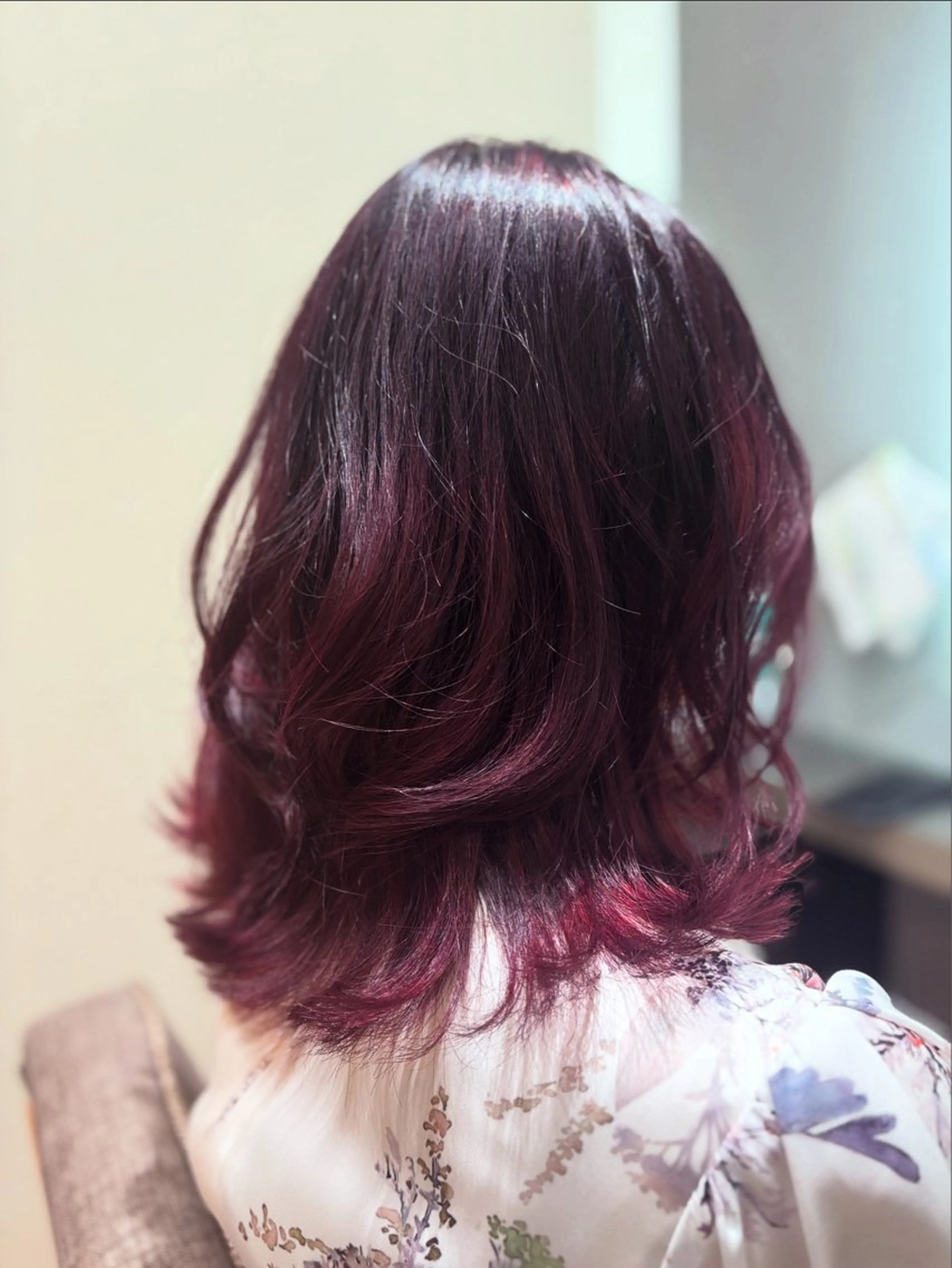 ミディアム ✂︎デザインカラー YOSHIKI✂︎のヘアスタイル