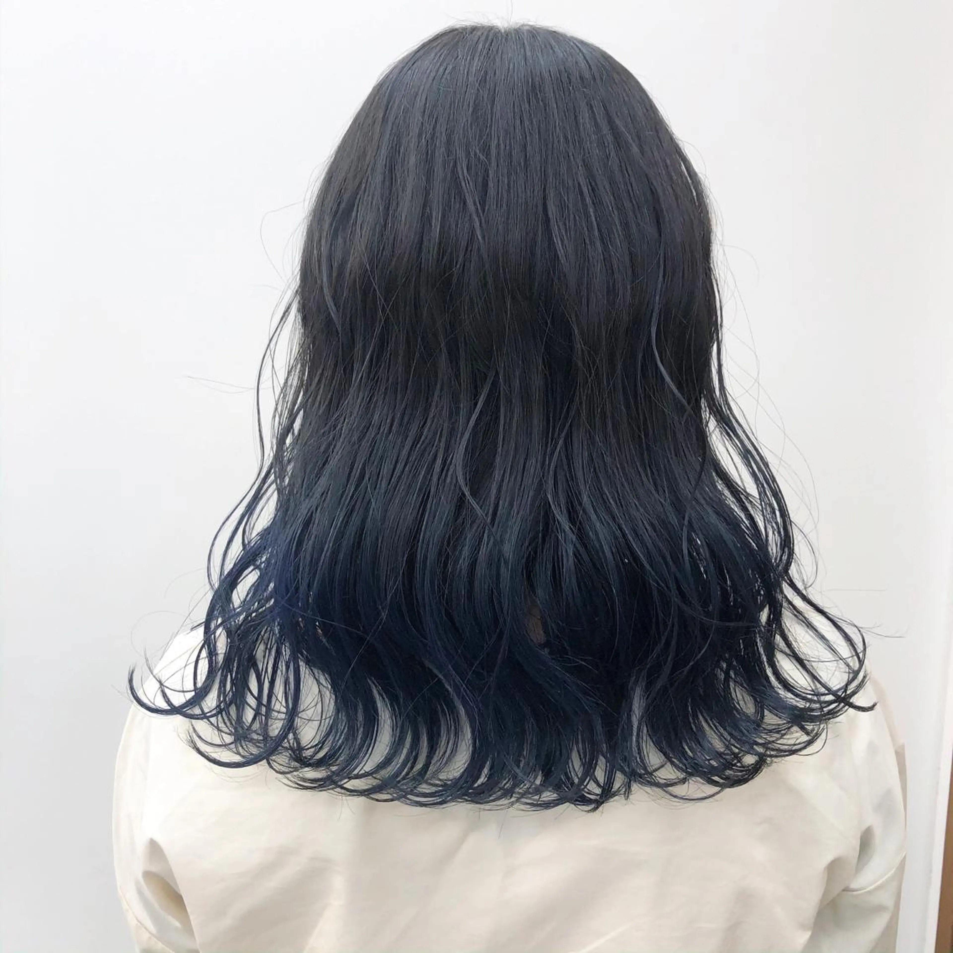 セミロング カラー ヘアカラー SALOWIN 梅田所属・山口滉斗/美髪 縮毛矯正/髪質改善のヘアスタイル