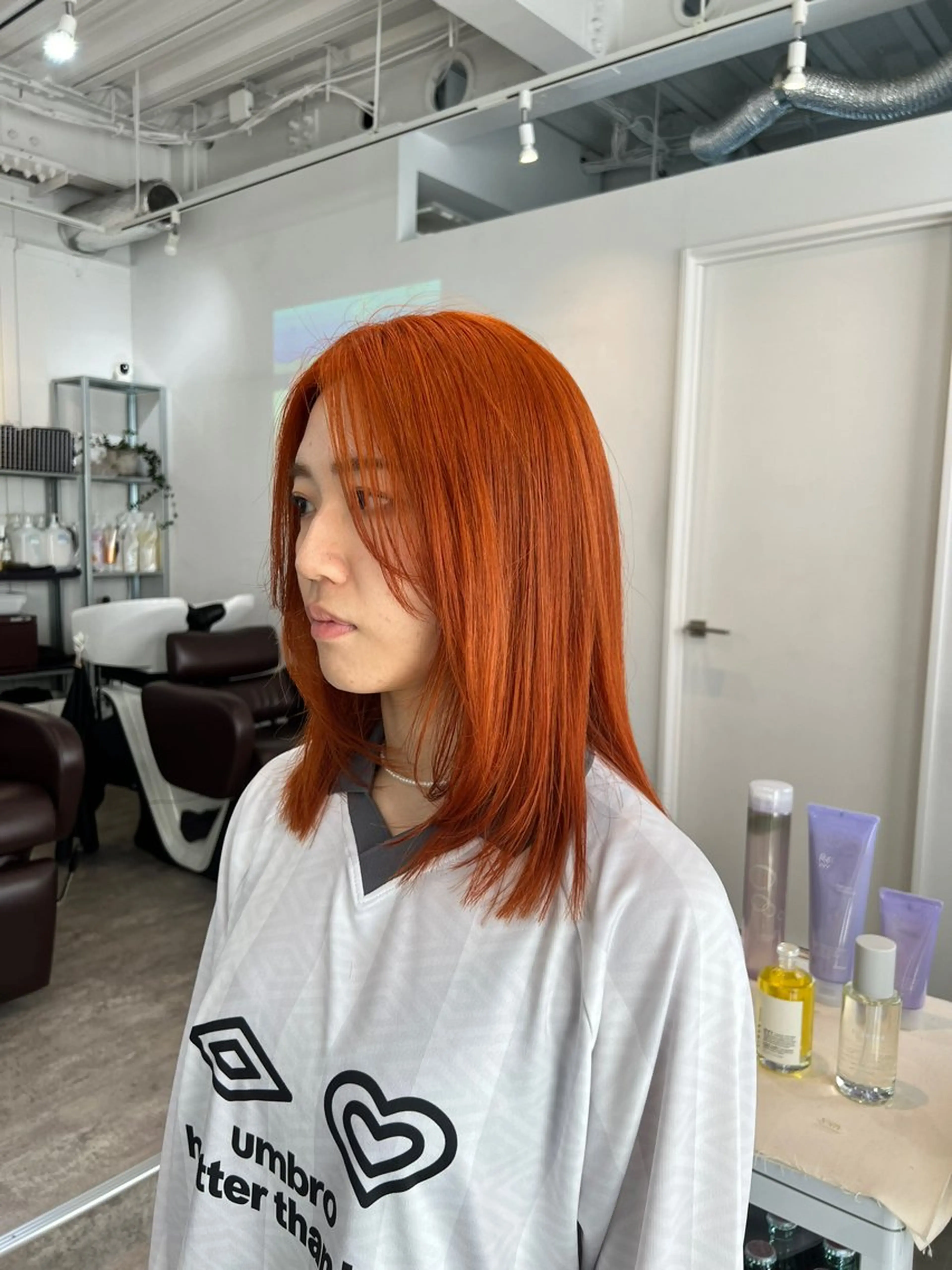 カラー ブリーチ ケアブリーチ ハイトーンカラー オレンジ カット ヘアカラー トリートメント loka所属・山本 晶大のヘアスタイル