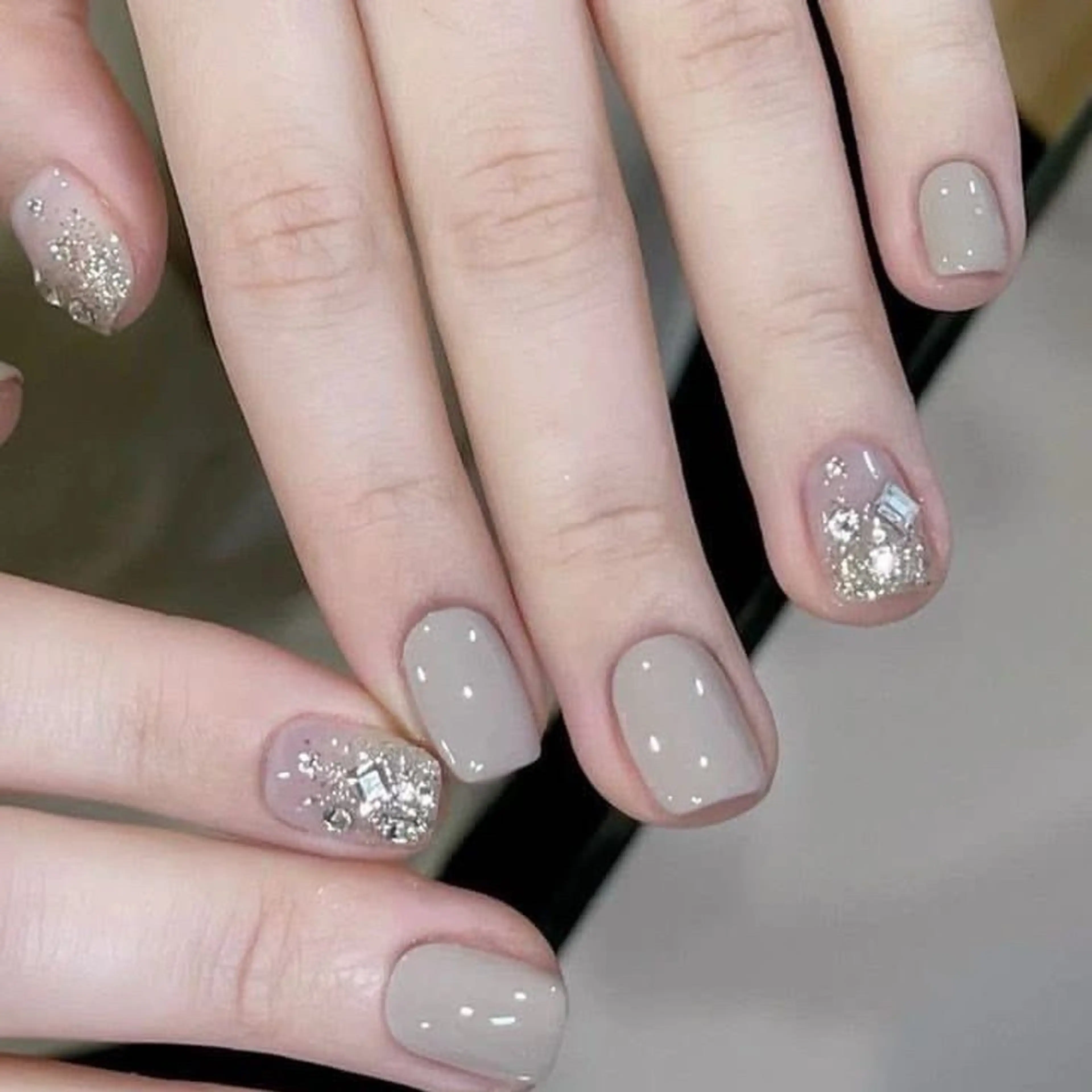 カラー ハンドネイル Mio Nail Salon所属・MIO Nailのネイルデザイン