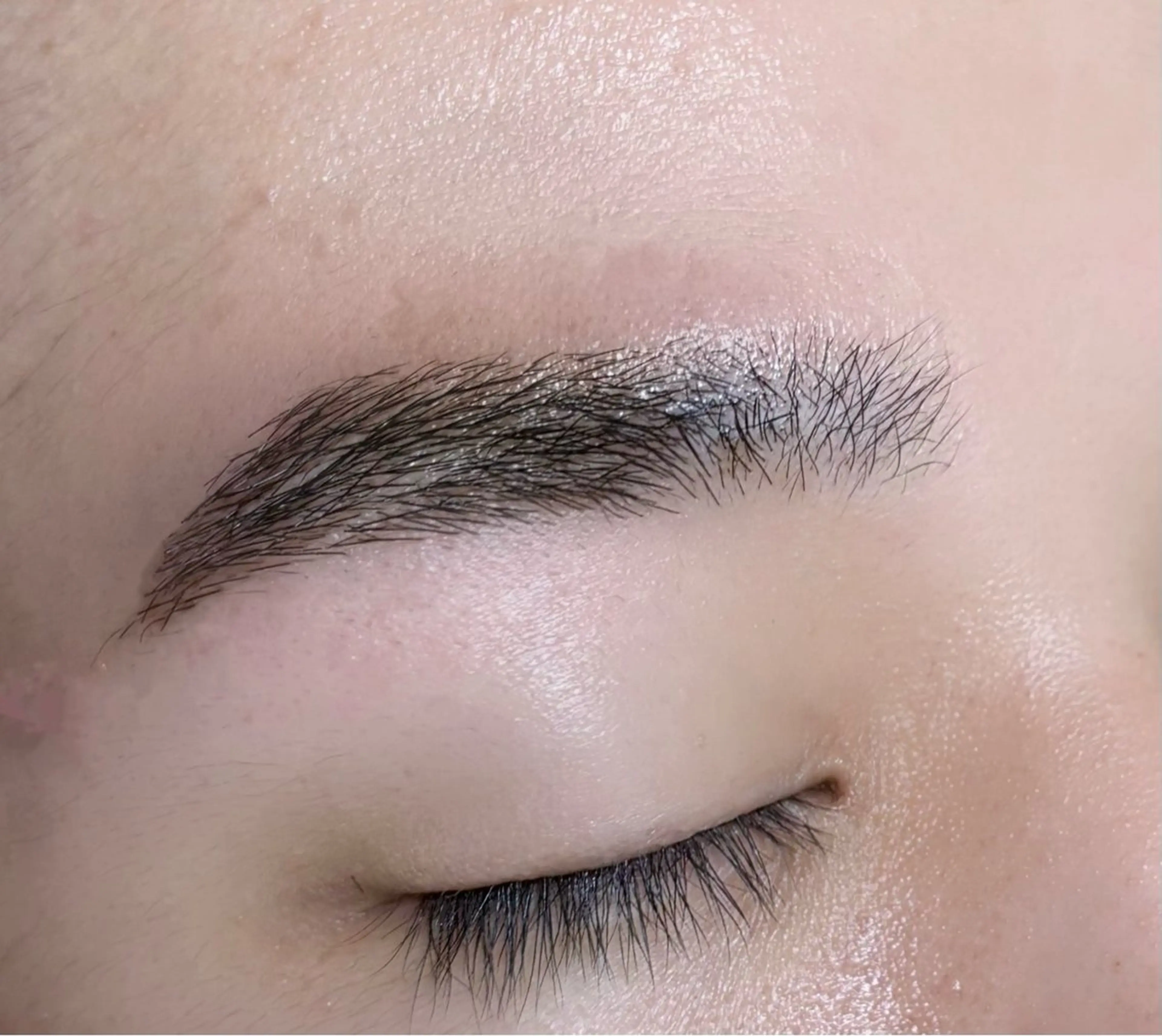 メンズ アイブロウ ワックス脱毛 眉カット LUNELLA☾ ໋ SANKAのマツエク・マツパデザイン