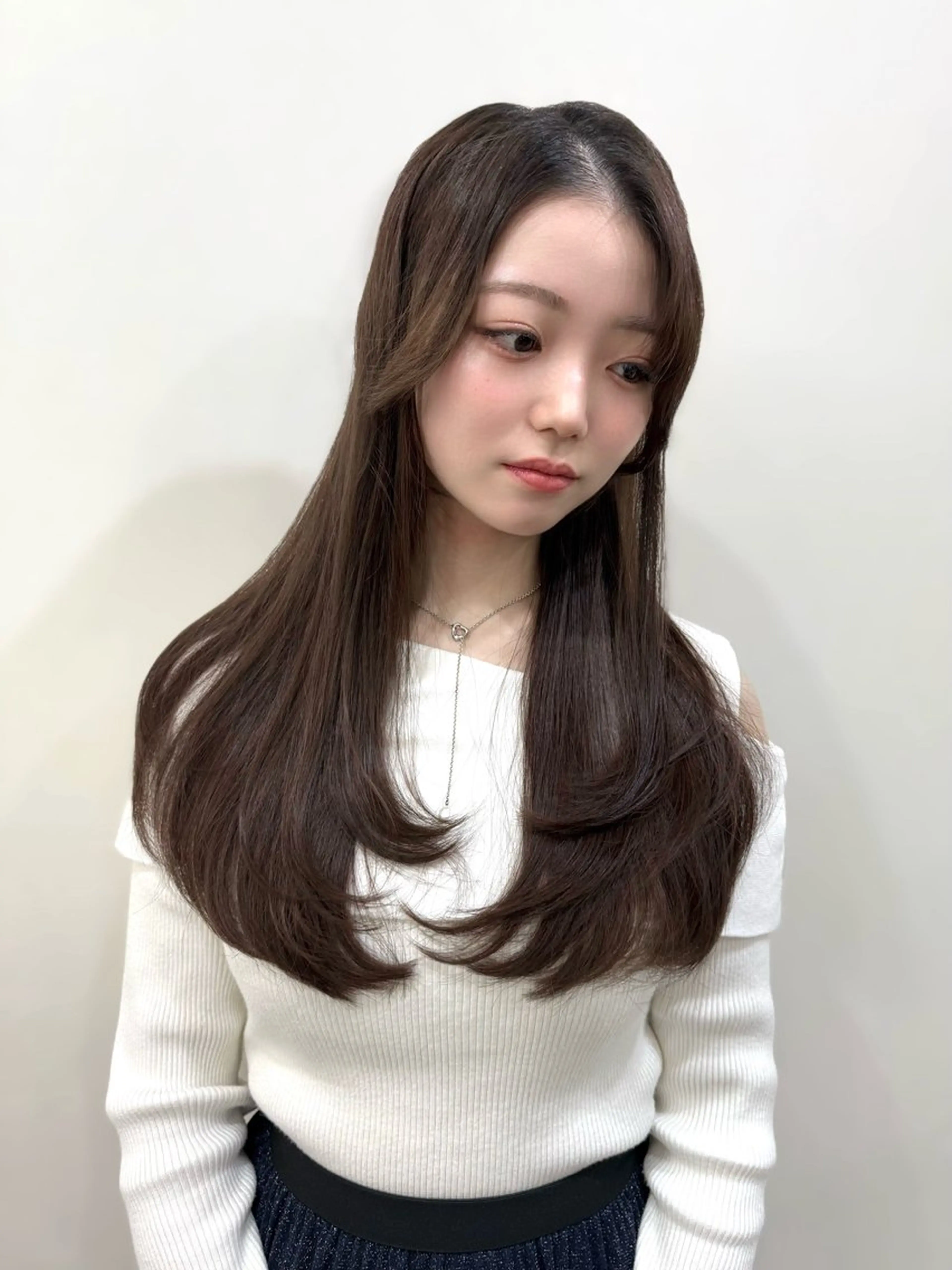 ロング 顔まわりレイヤー 顔周りカット レイヤーカット 似合わせカット カット パーマ 韓国風パーマ/ 菅沼 成郷のヘアスタイル