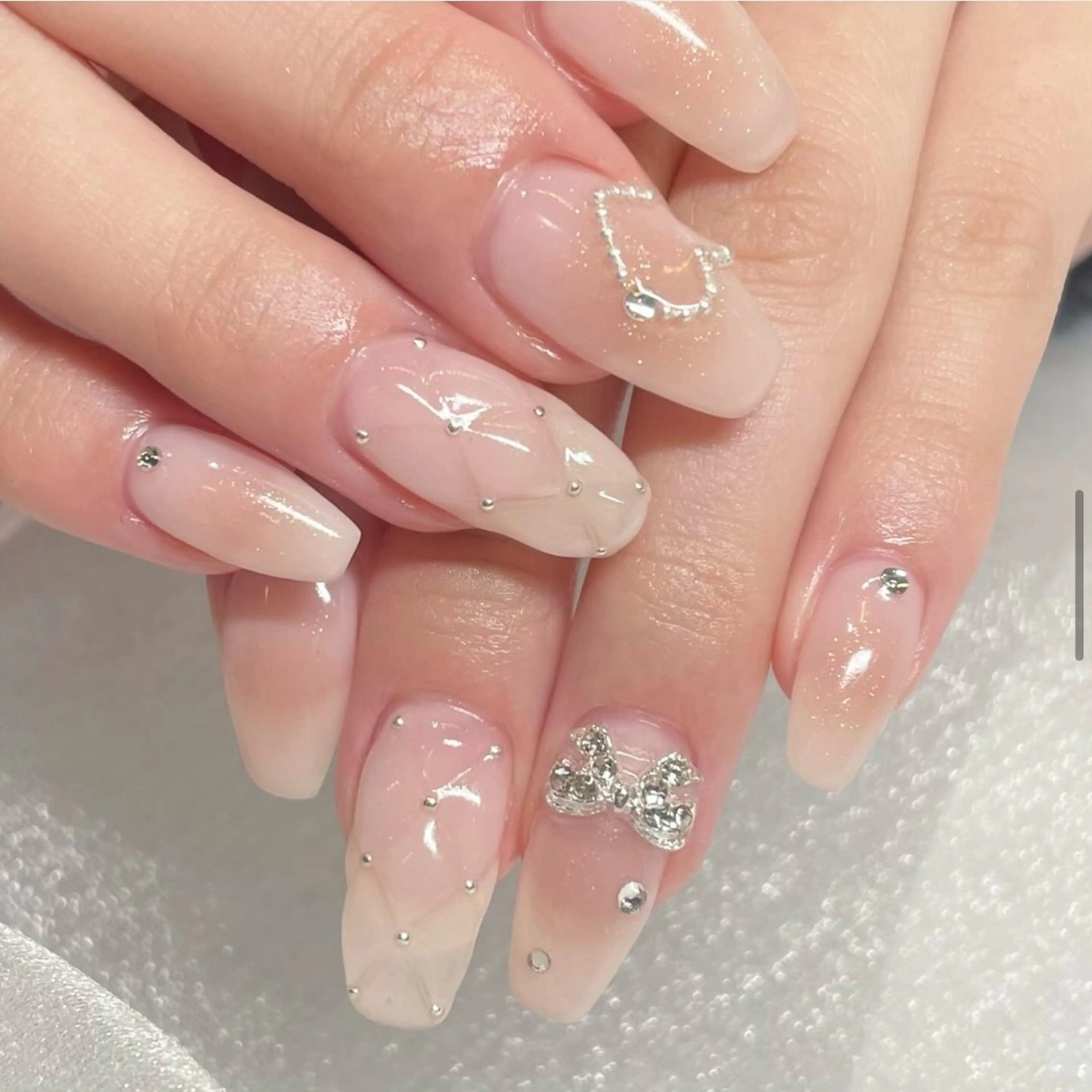 ネイル チークネイル 氷ネイル・うるうるネイル ラメ(グリッター) ハンドネイル Tsukahara 🌷仙台PARCOのネイルデザイン
