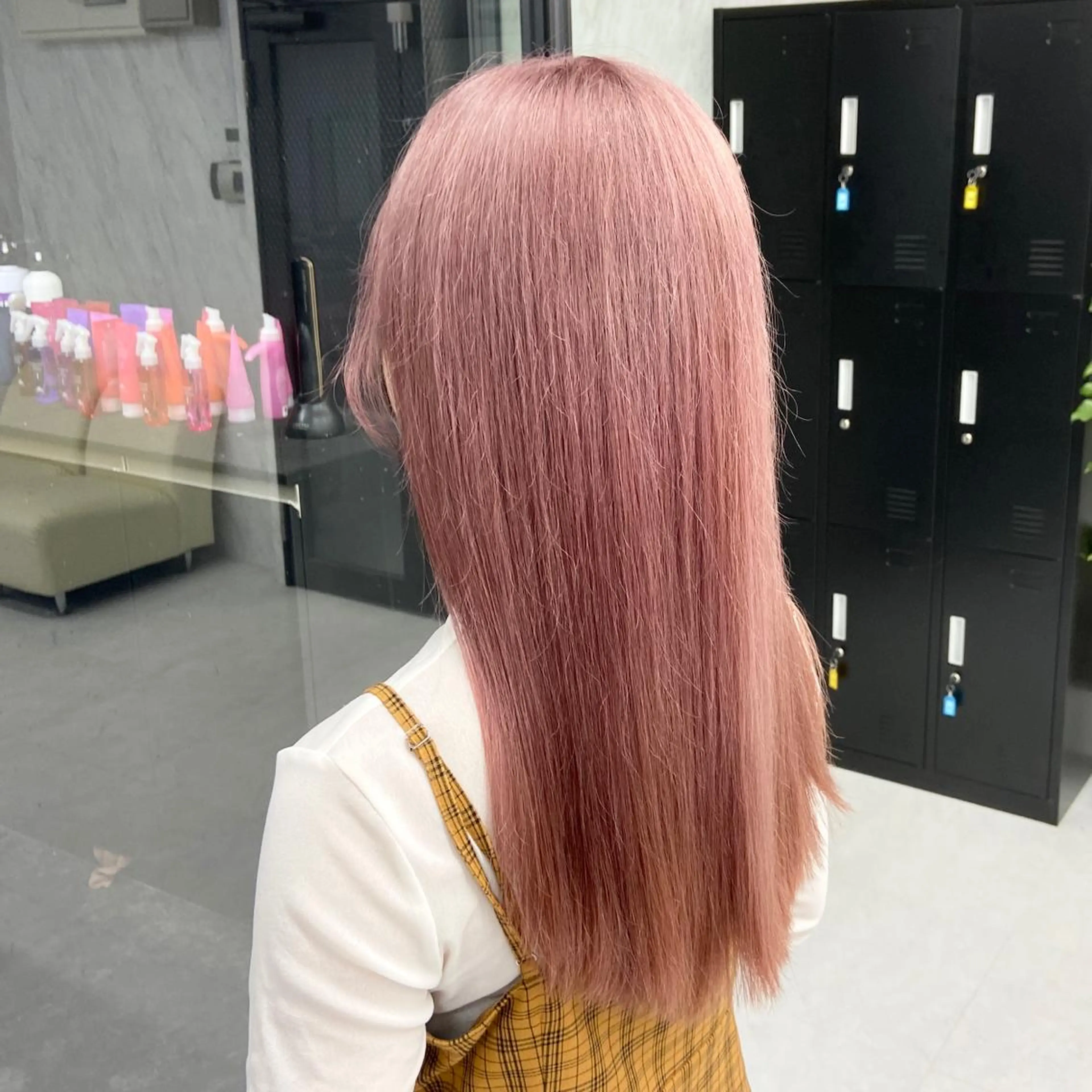 セミロング カラー ハイトーンカラー ヘアカラー トリートメント ミルボンAujua認定サロン Ria  OSAKA 梅田所属・メンズ、エクステ特化 Ryuのヘアスタイル