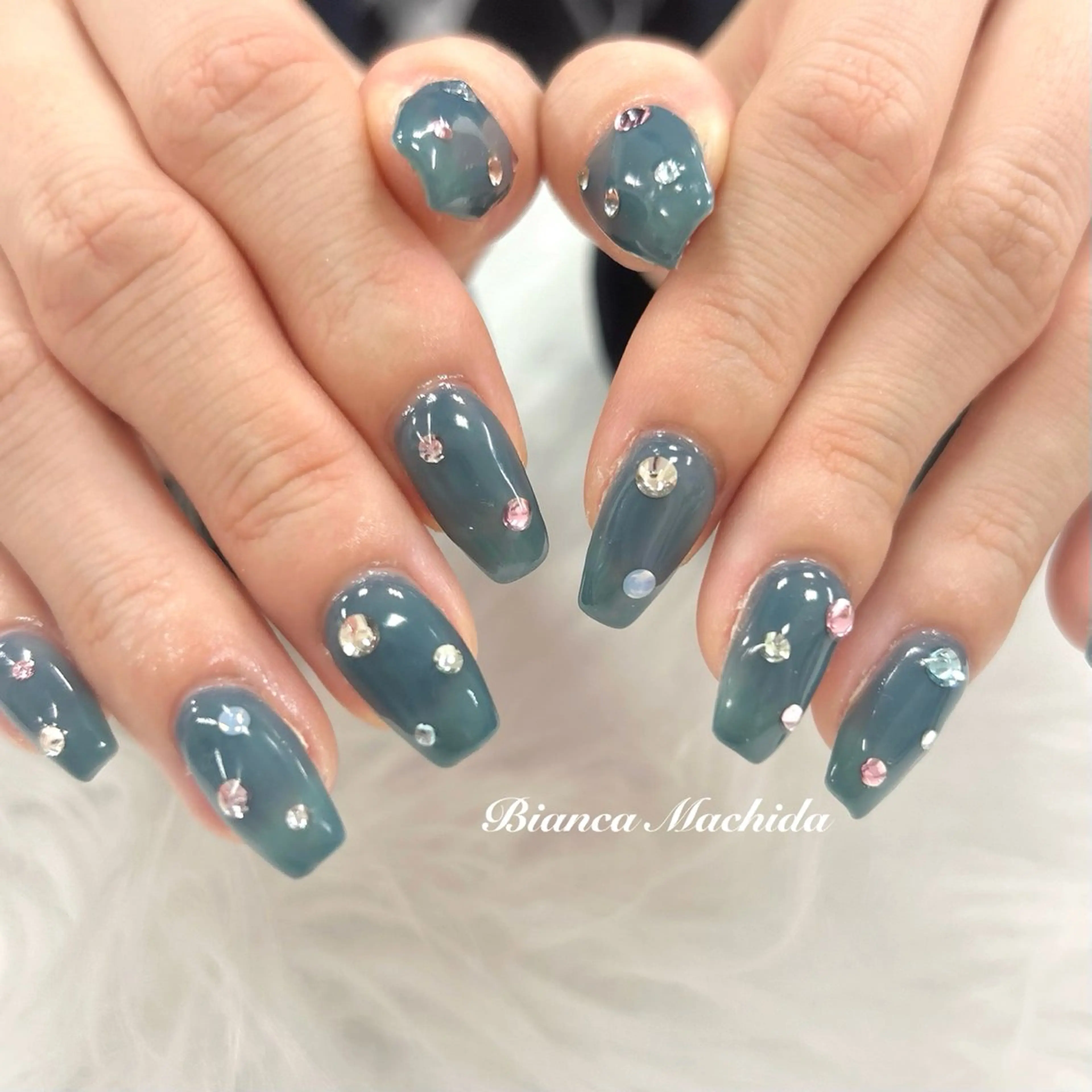 ネイル ハンドネイル ハンドケア Bianca 🪽 Nakajimaのネイルデザイン
