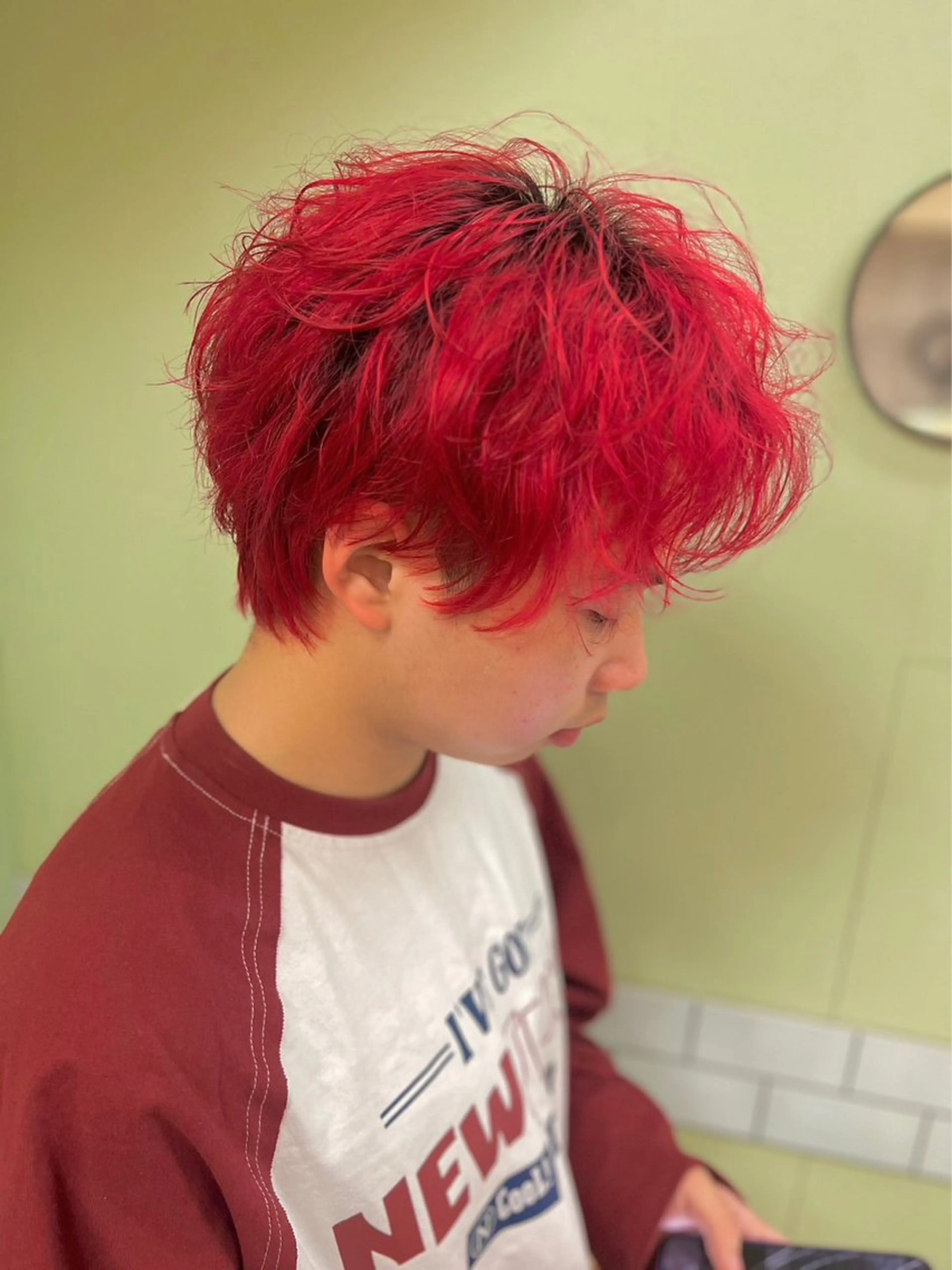 ショート カラー メンズ レッドカラー ヘアカラー トリートメント 髪質改善/艶髪カラー 関野文也のヘアスタイル
