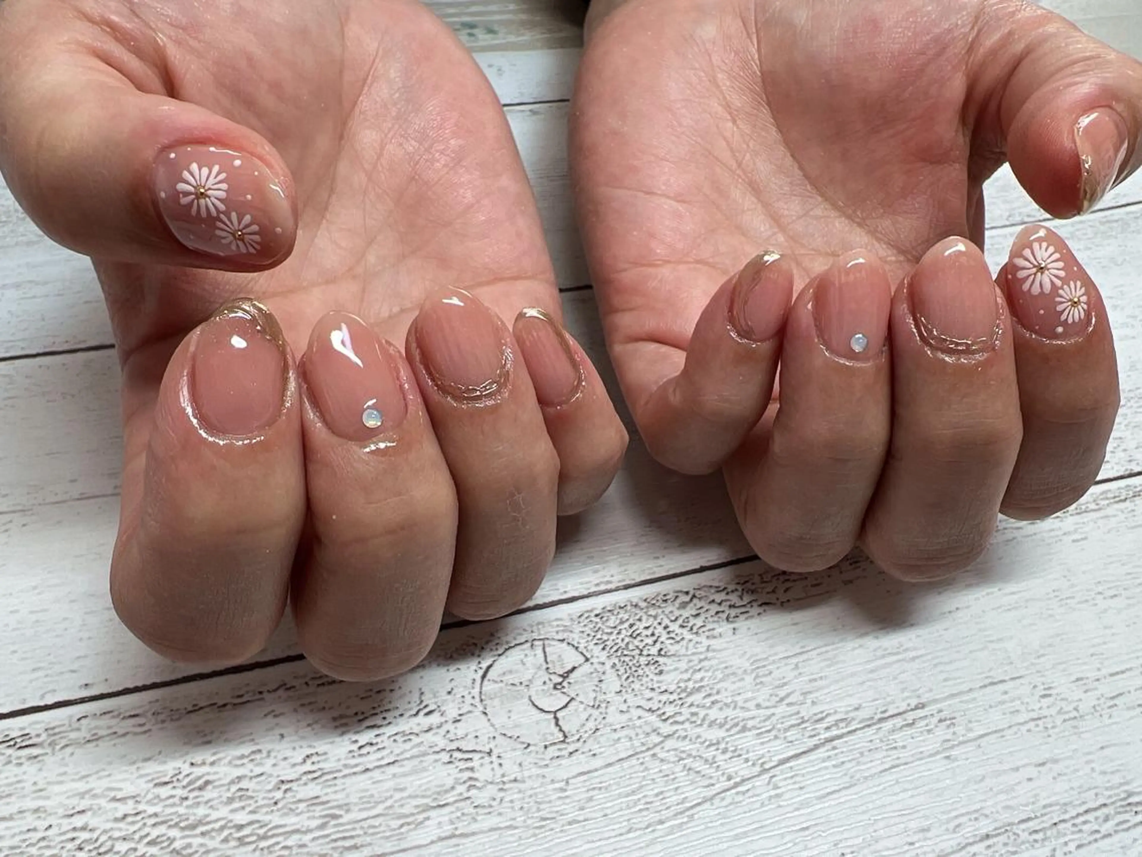 ネイル ハンドネイル Lavish nailのネイルデザイン