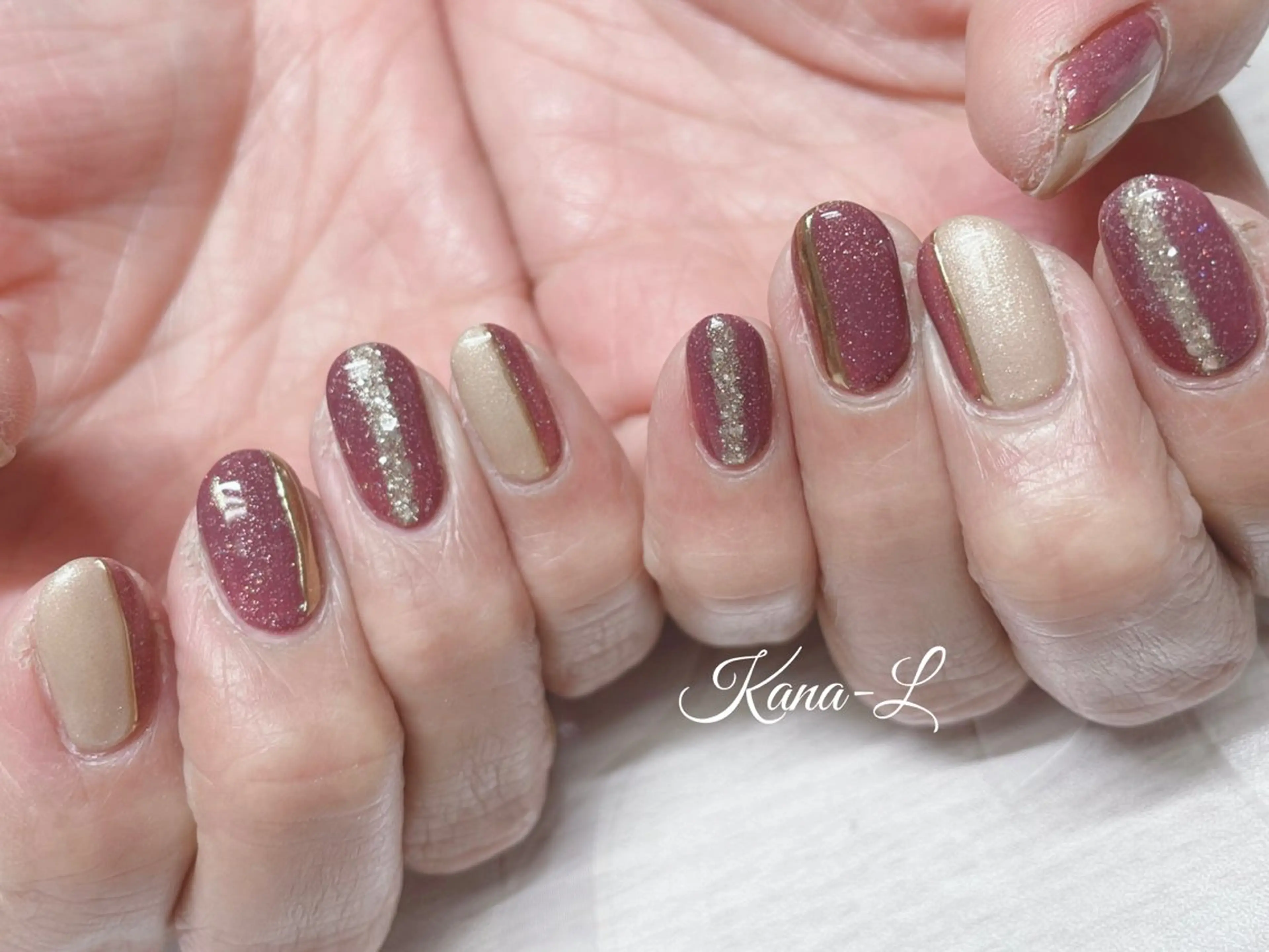 ネイル 芦辺 香奈のネイルデザイン