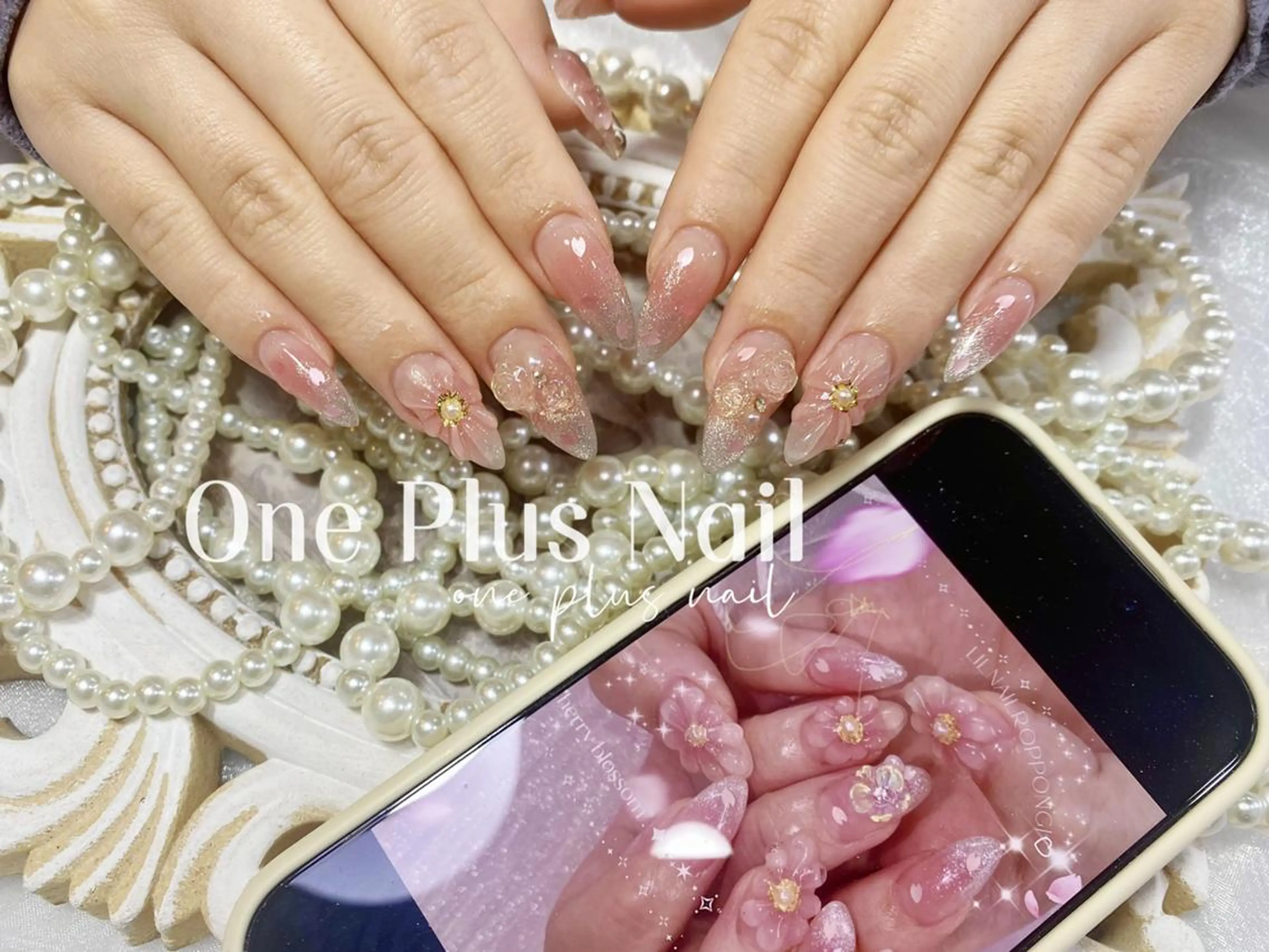 ネイル チークネイル フラッシュネイル 氷ネイル・うるうるネイル キラキラネイル 韓国ネイル One Plus Nail Salonのネイルデザイン