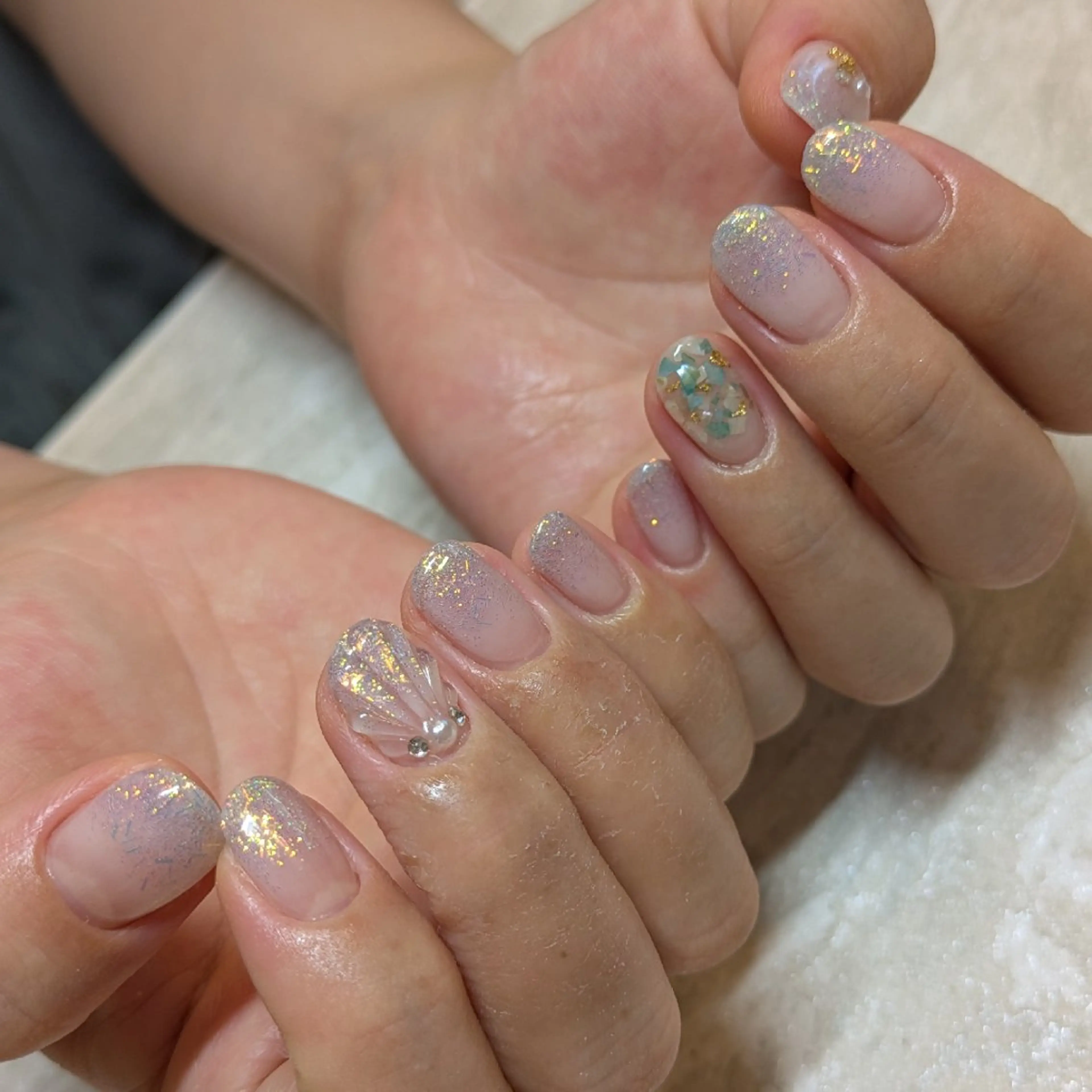 ネイル ジェヌインネイル 河内のネイルデザイン