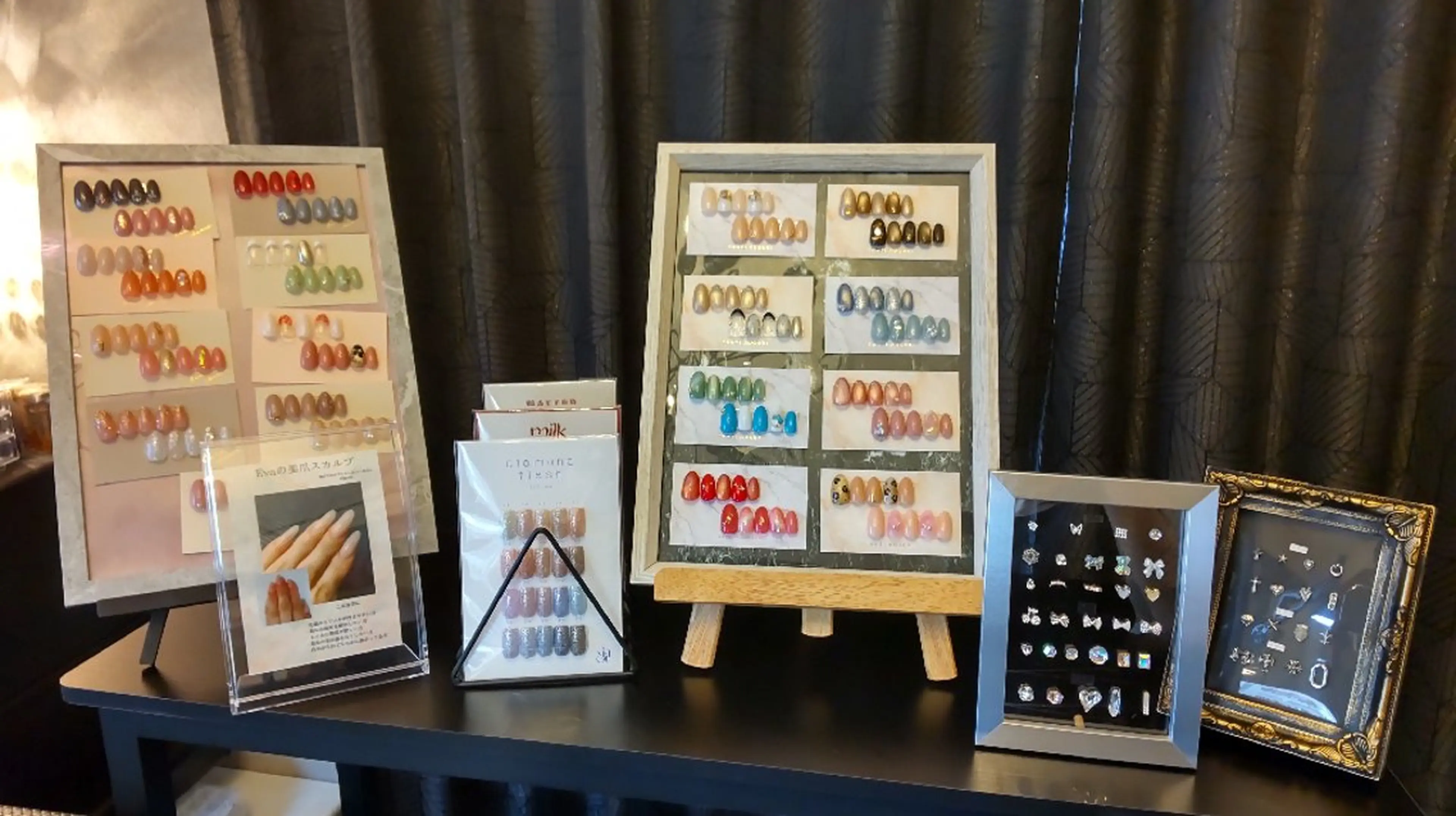 ネイル Éva nail salon所属・Éva MARIのネイルデザイン