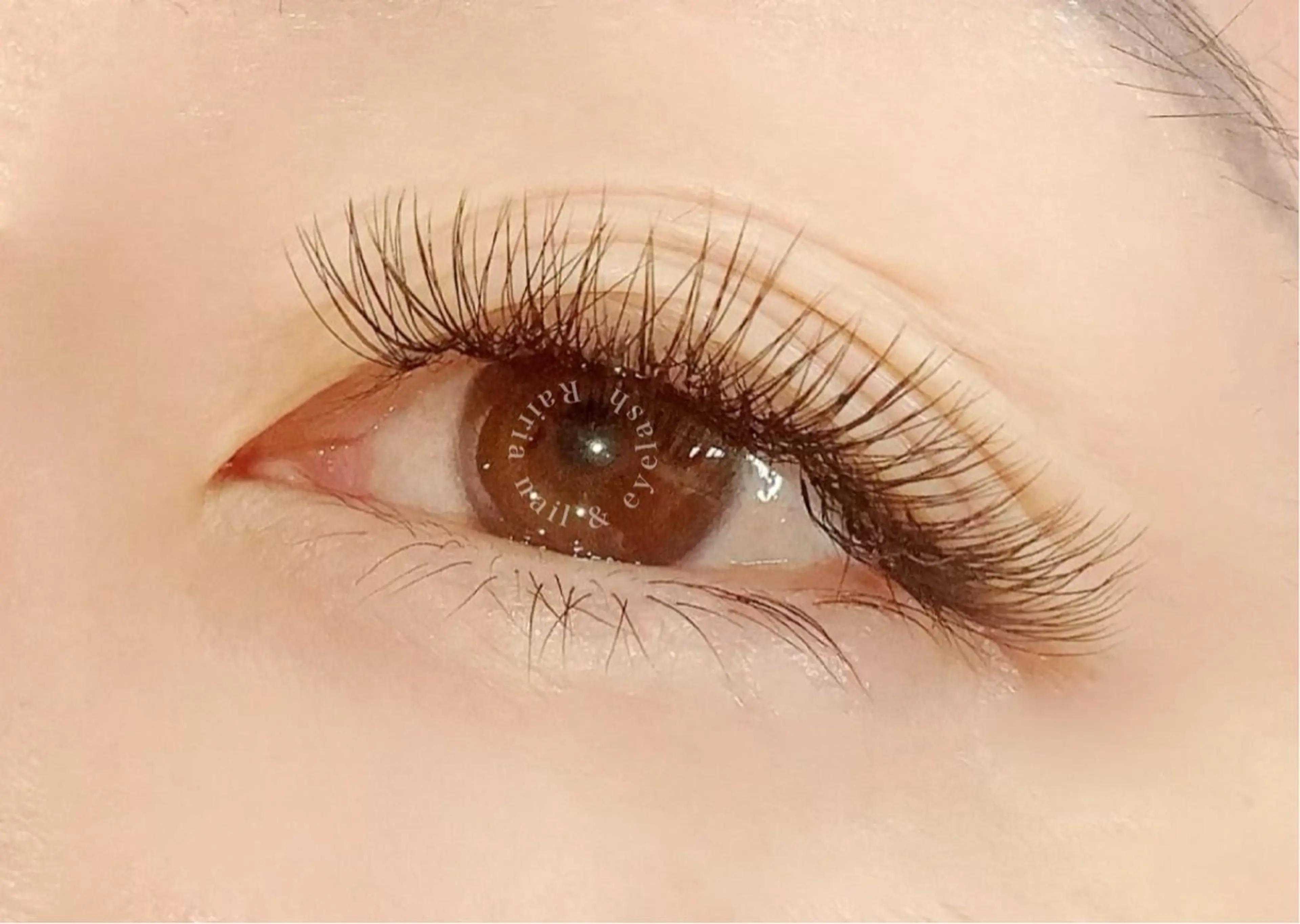マツエク・マツパ Rairia nail&eyelash所属・Rairia CHIKAのマツエク・マツパデザイン
