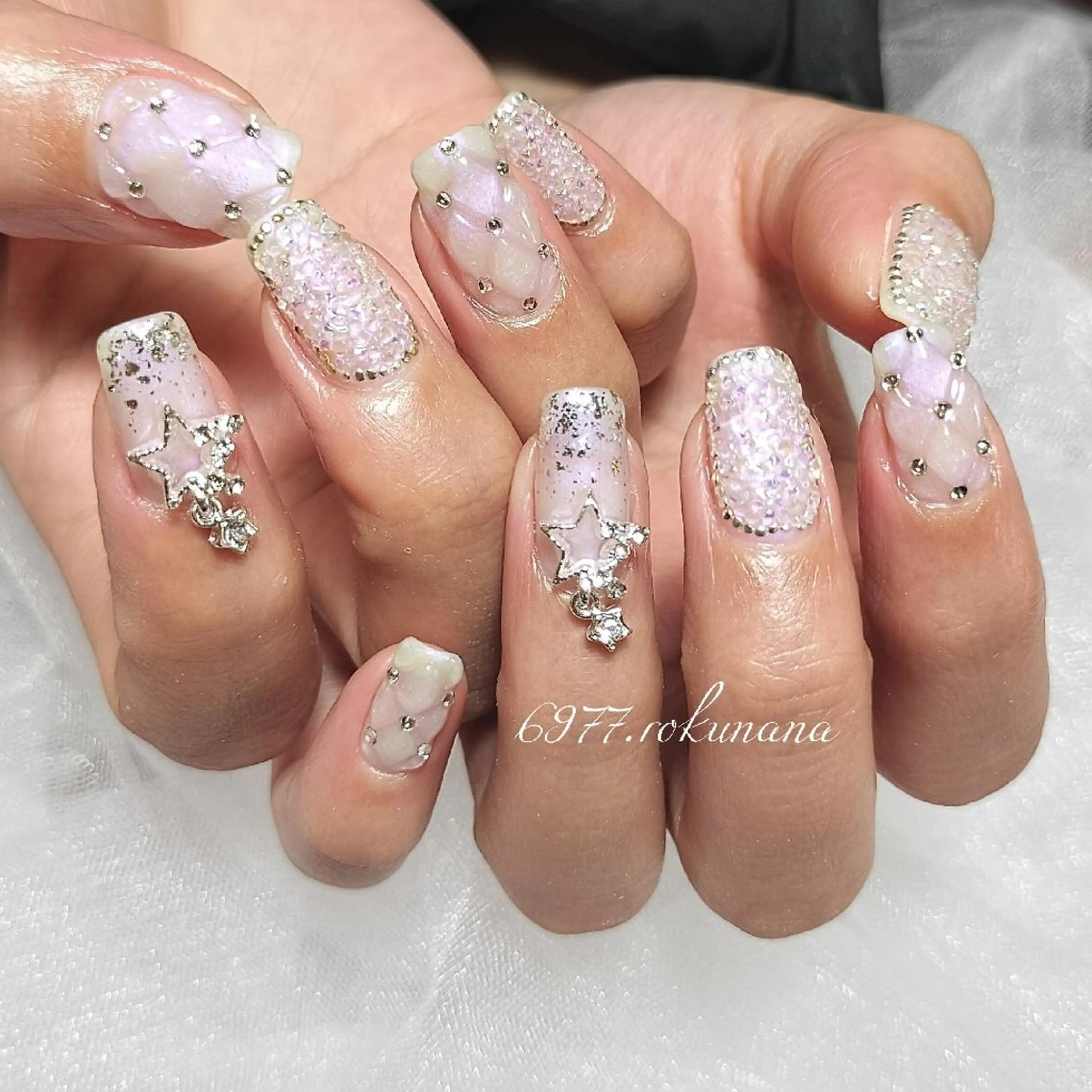 ネイル 持ち込み rokunana 佐野のネイルデザイン