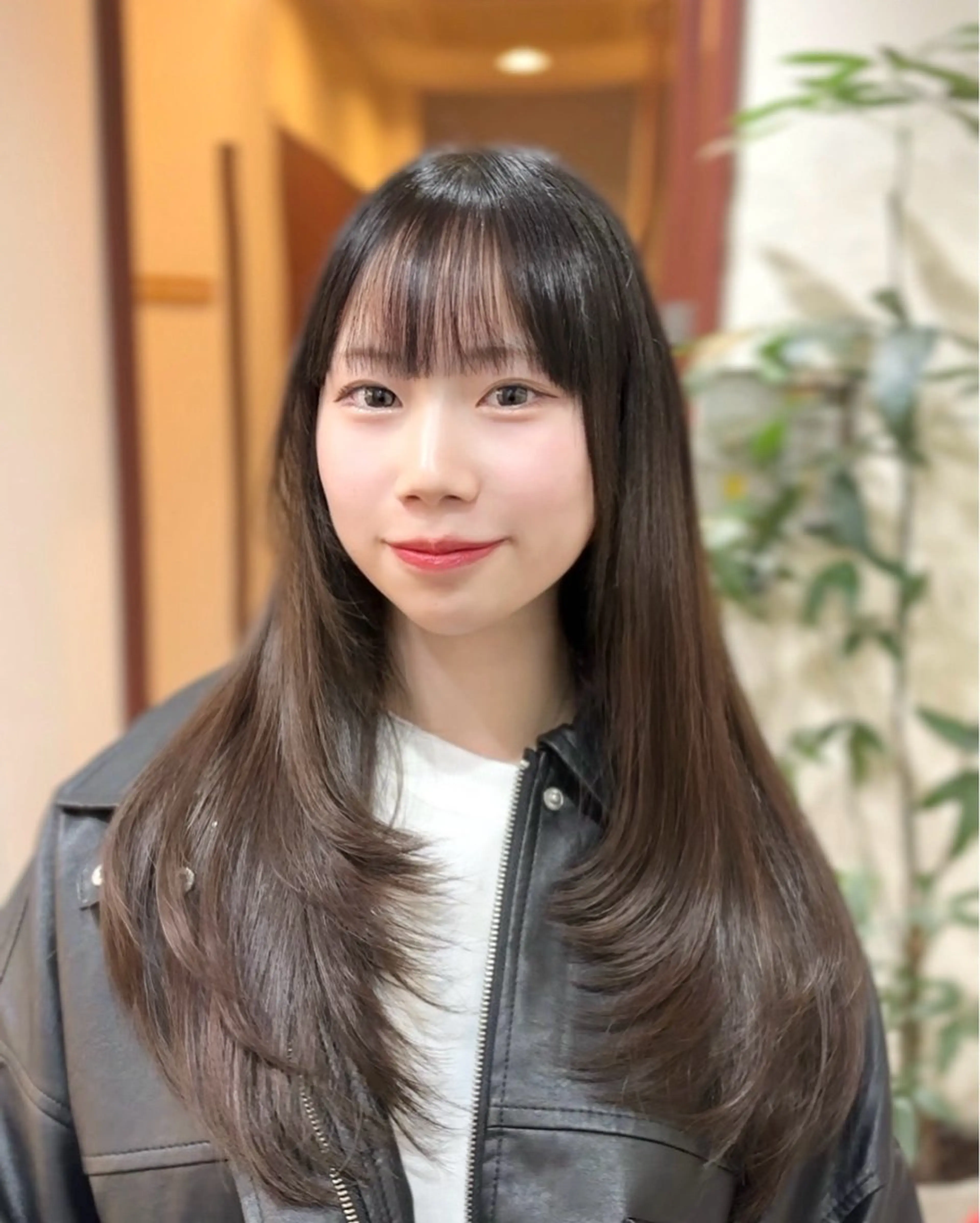 ロング 似合わせカット・透明 感カラー👑縮毛矯正のヘアスタイル
