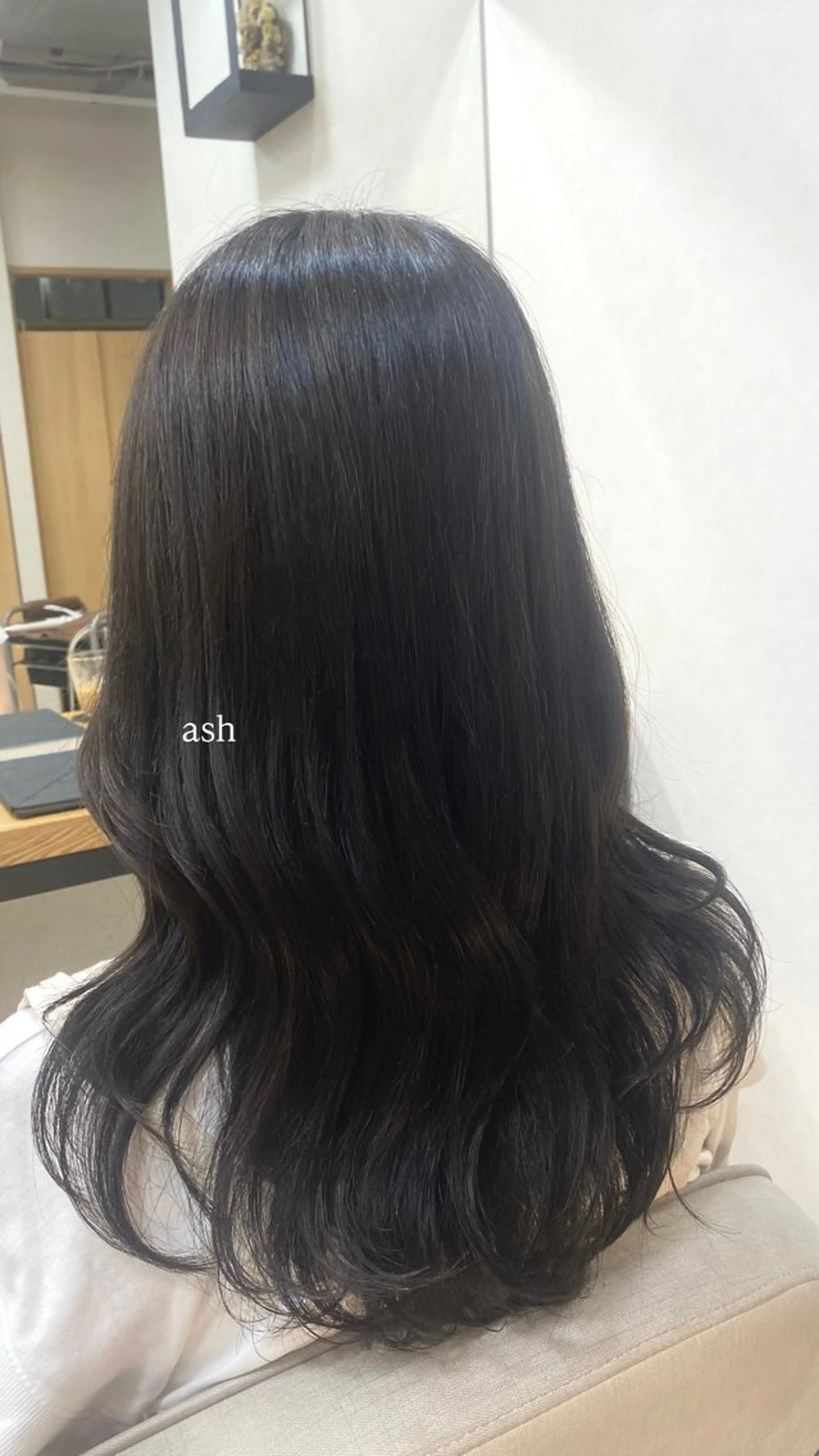 セミロング ヘアカラー HIYORI🧁 登戸のヘアスタイル