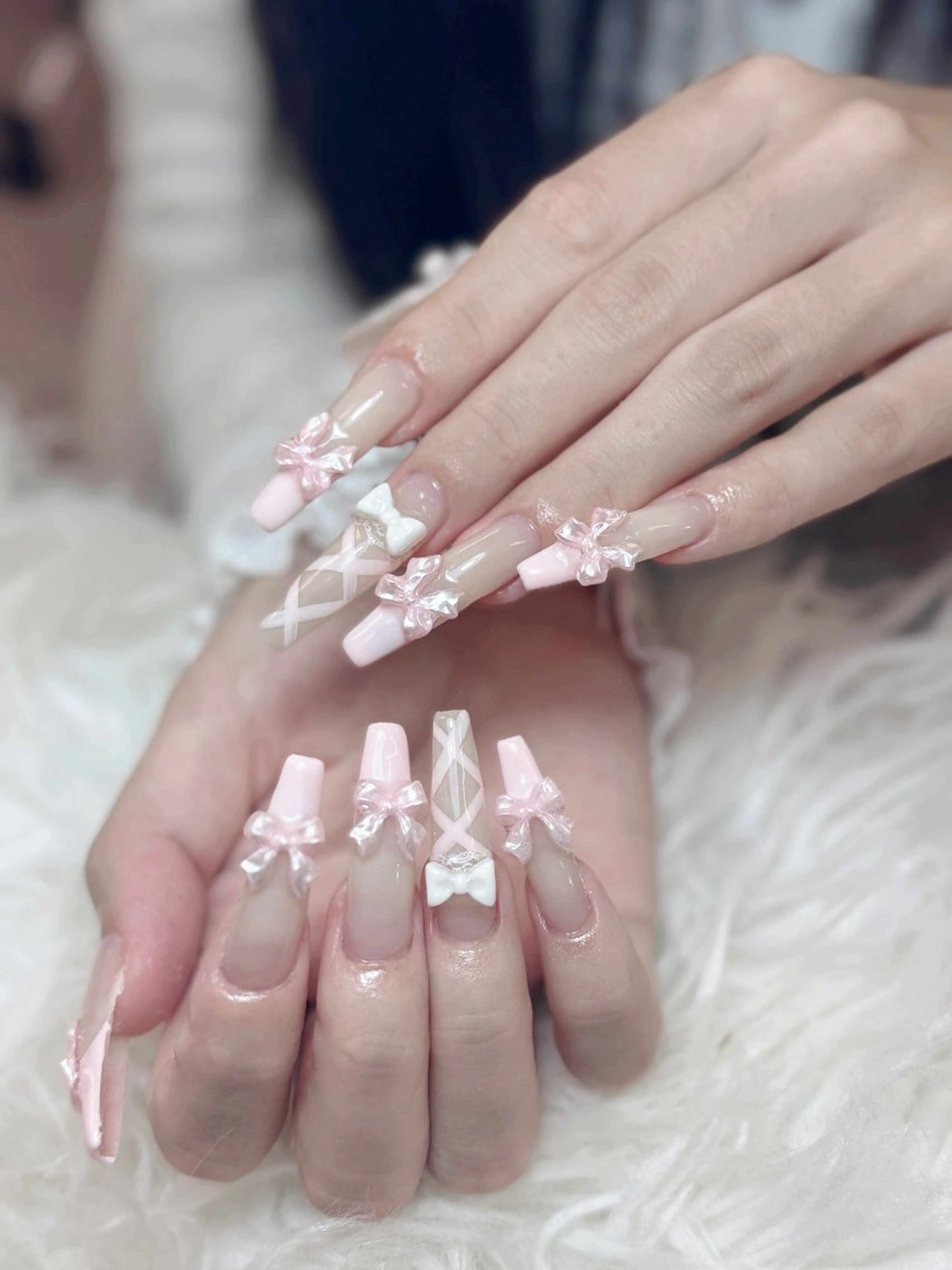 ネイル アートネイル オーロラネイル チークネイル 長さ出し フットネイル Noiranail_ studioのネイルデザイン