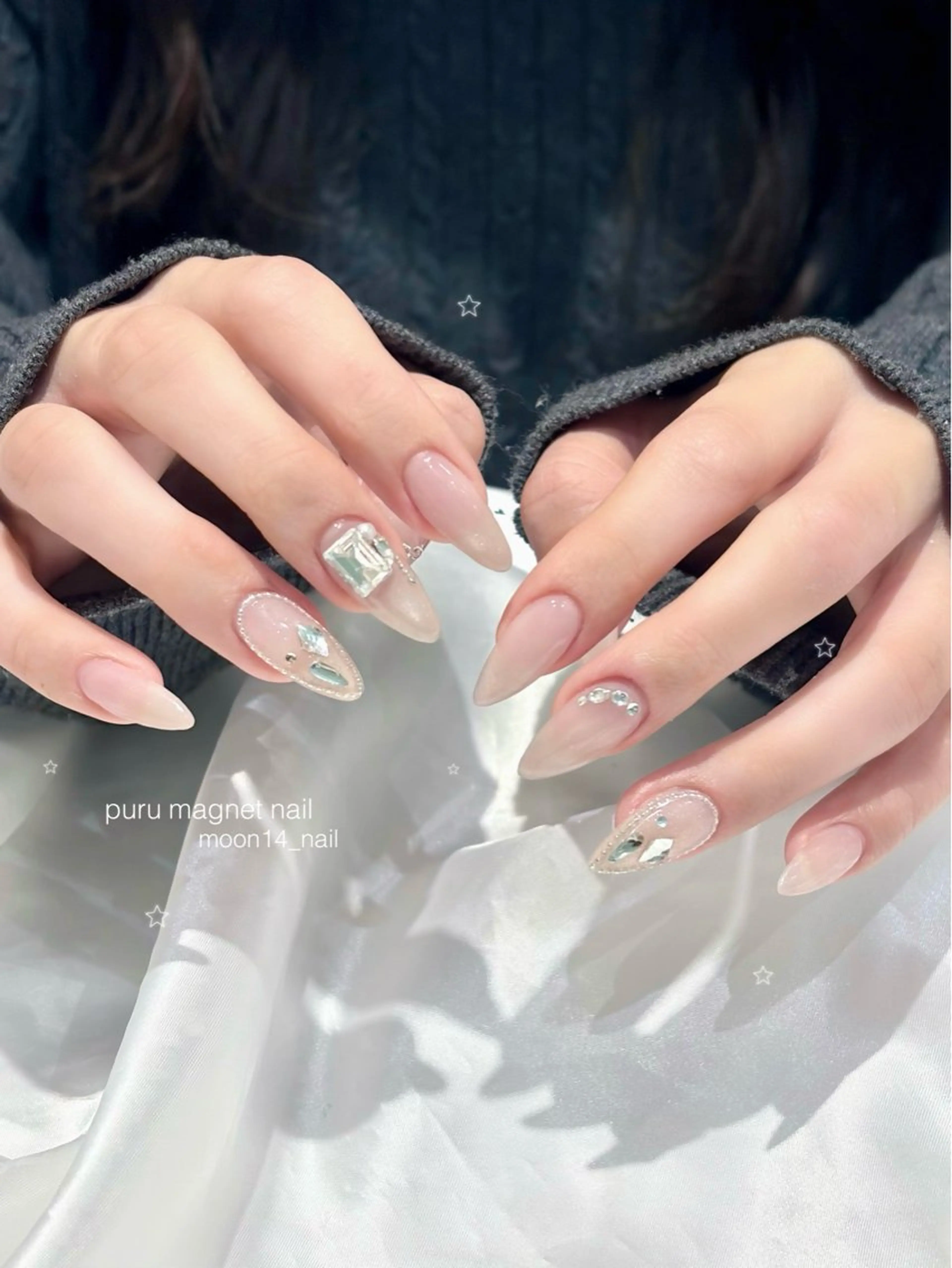 ネイル ジェルネイル キラキラネイル マグネットネイル パラジェル ピンク ハンドネイル natsuki 💫のネイルデザイン