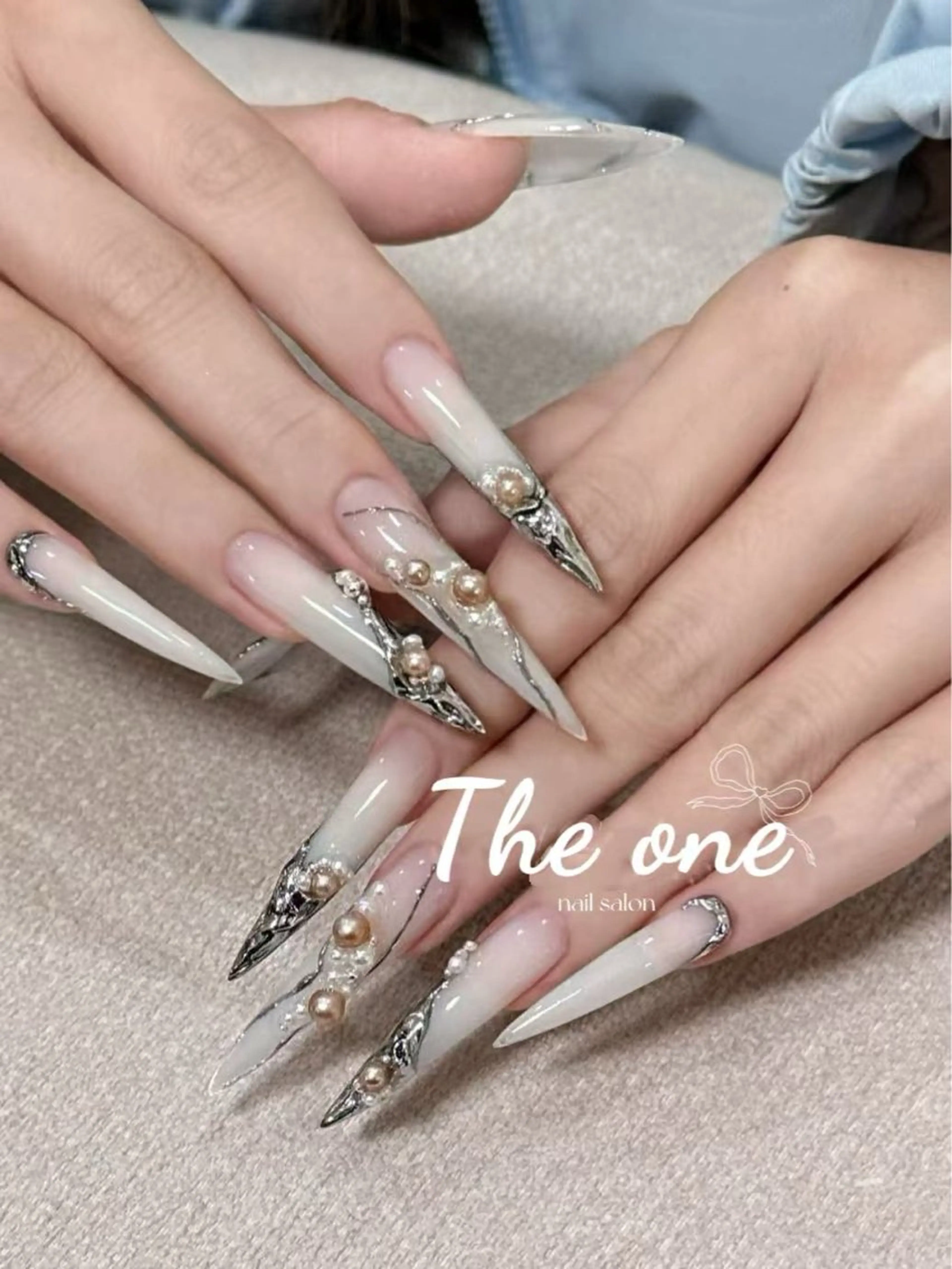 ネイル The oneアオイ アオイのネイルデザイン