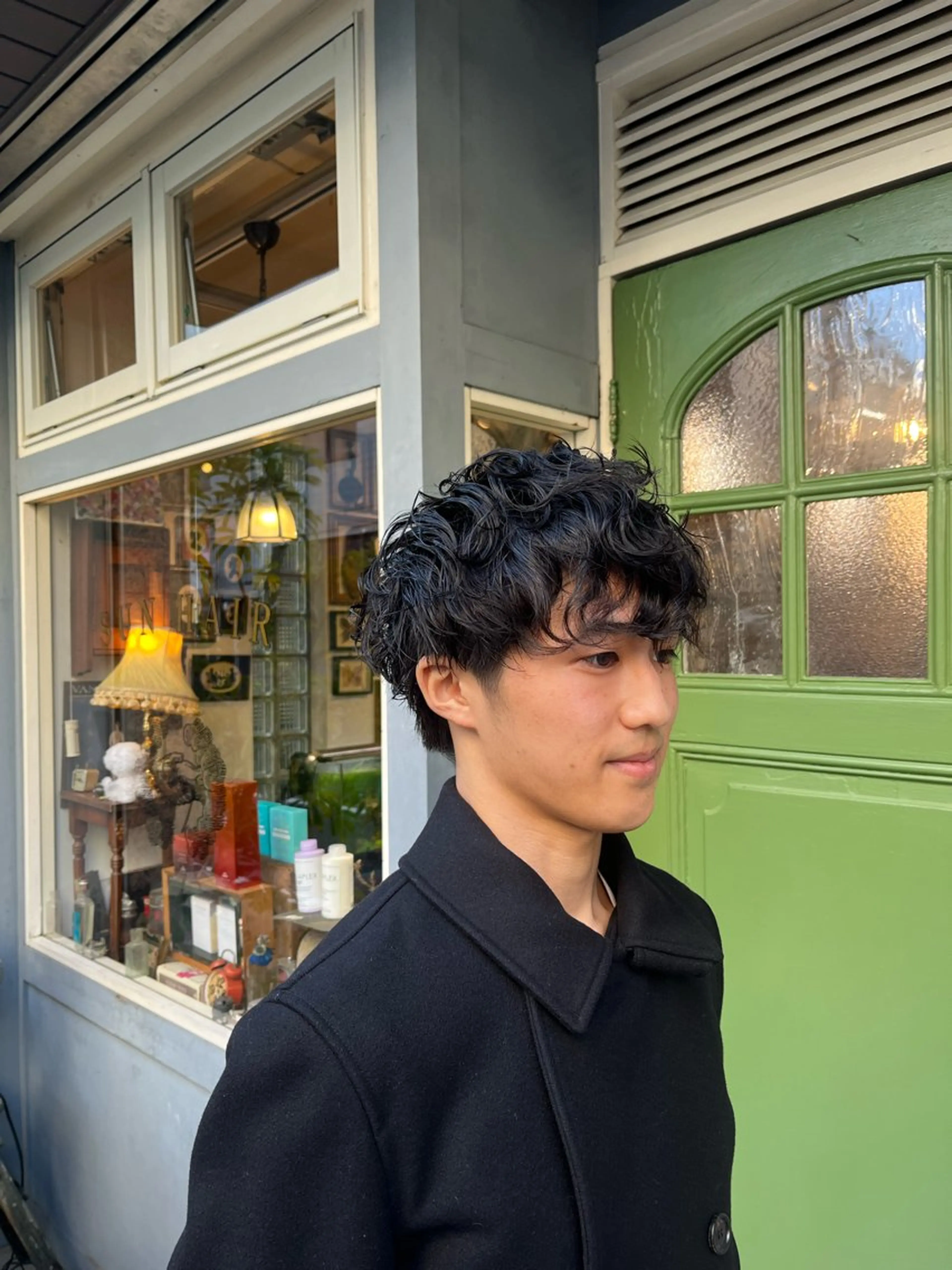 ショート パーマ メンズ メンズパーマ カット パーマ ヘッドスパ 抜け感パーマ/ 顔まわり/緒方椋のヘアスタイル