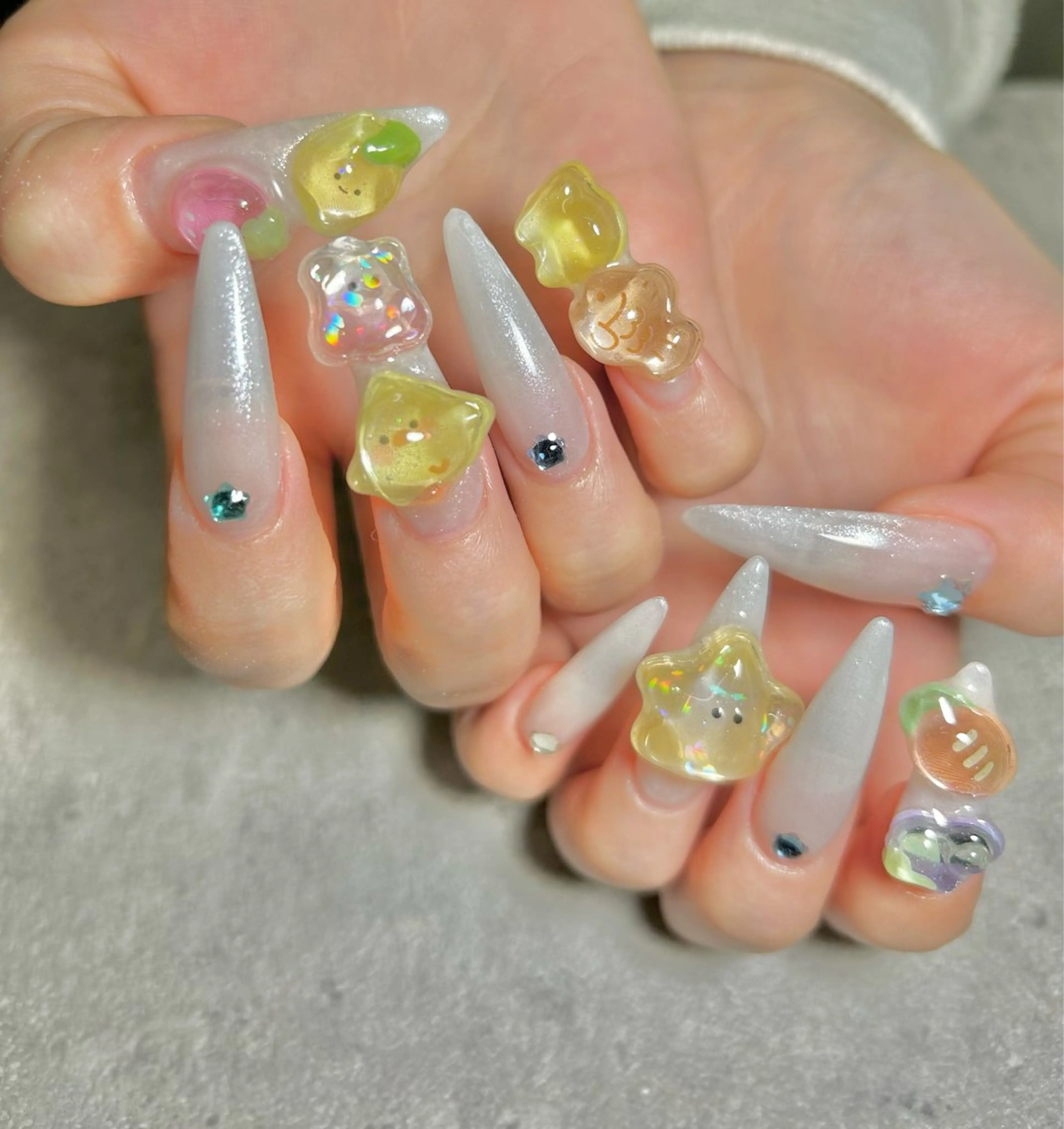 ネイル ハンドネイル 🧸やり放題🧸 （パラ・フィル専門）のネイルデザイン
