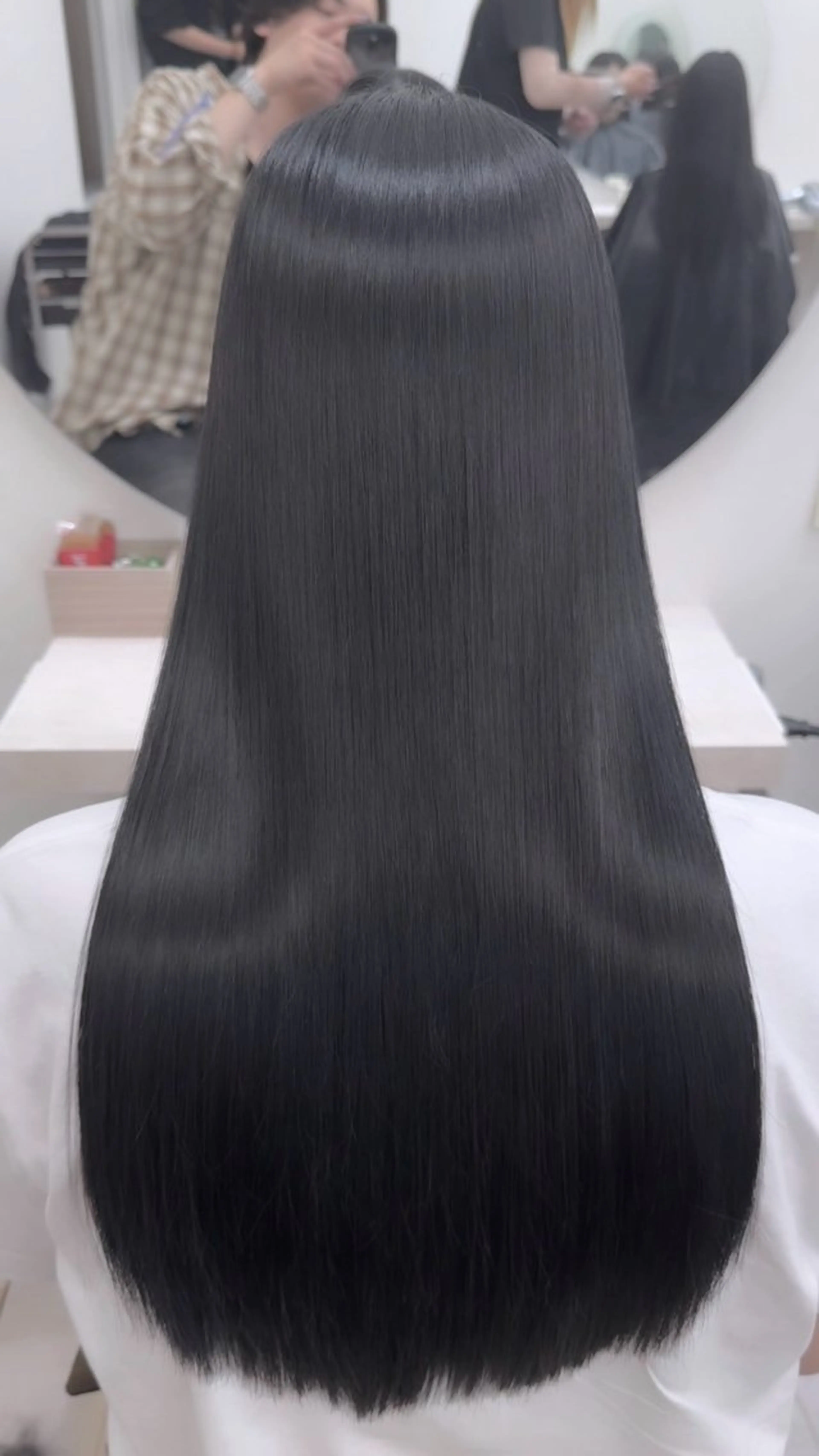 ロング 髪質改善 縮毛矯正 トリートメント 酸性ストレート カット 縮毛矯正 トリートメント 髪質改善×縮毛矯正 Core 片山健太のヘアスタイル