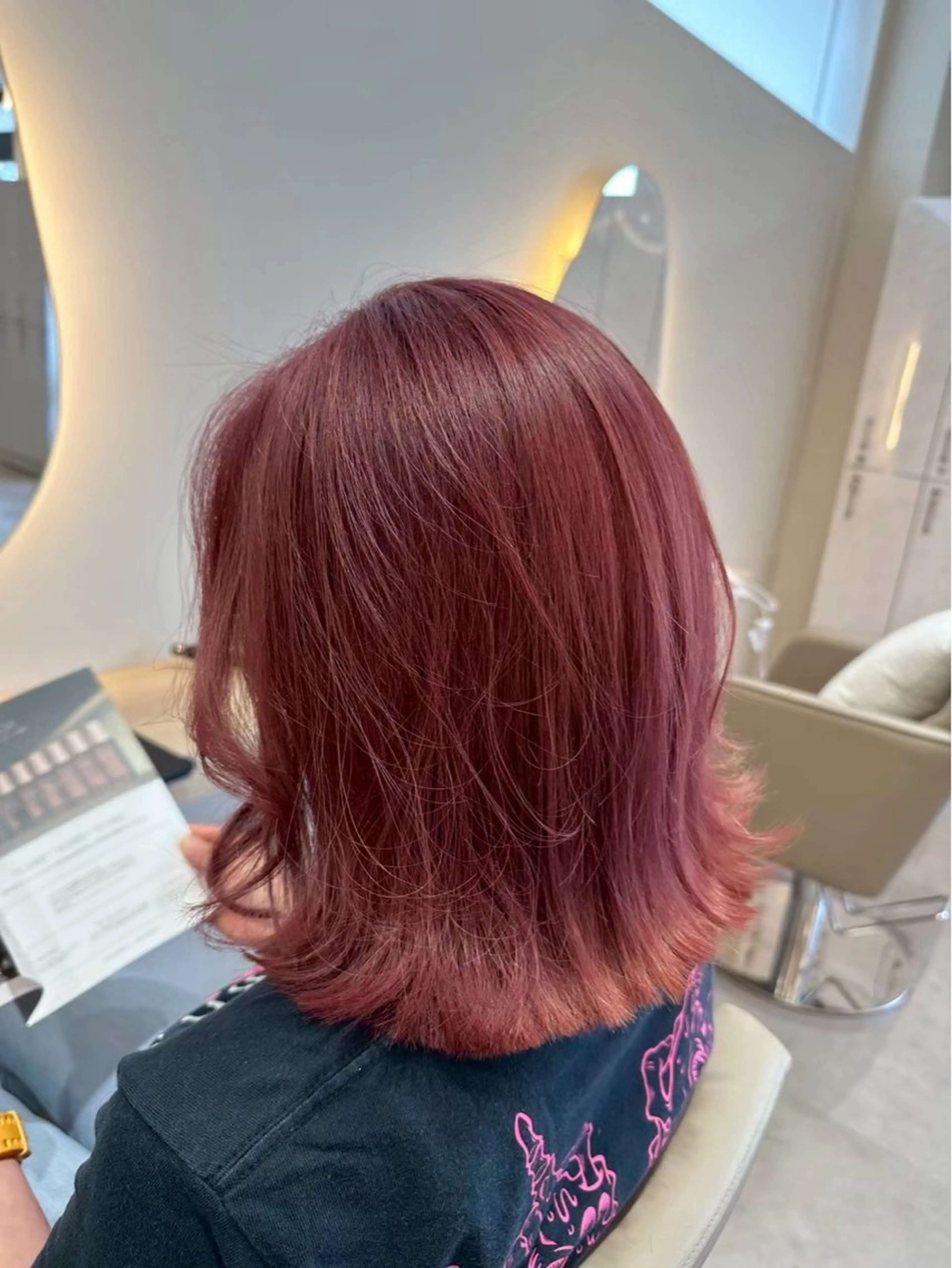 ミディアム ヘアカラー TOMO ~ blanc ~のヘアスタイル