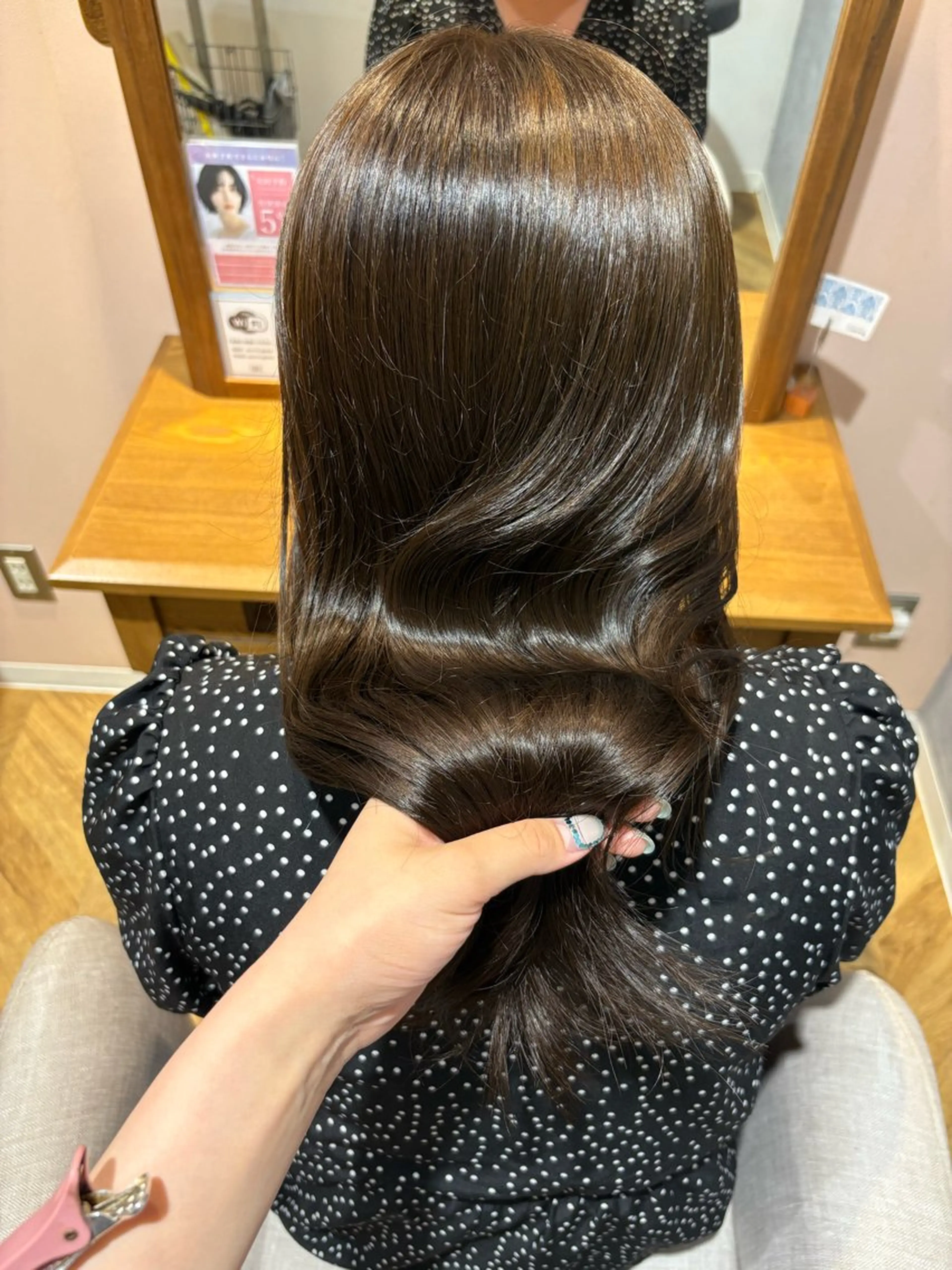 ロング 加藤 いくみのヘアスタイル