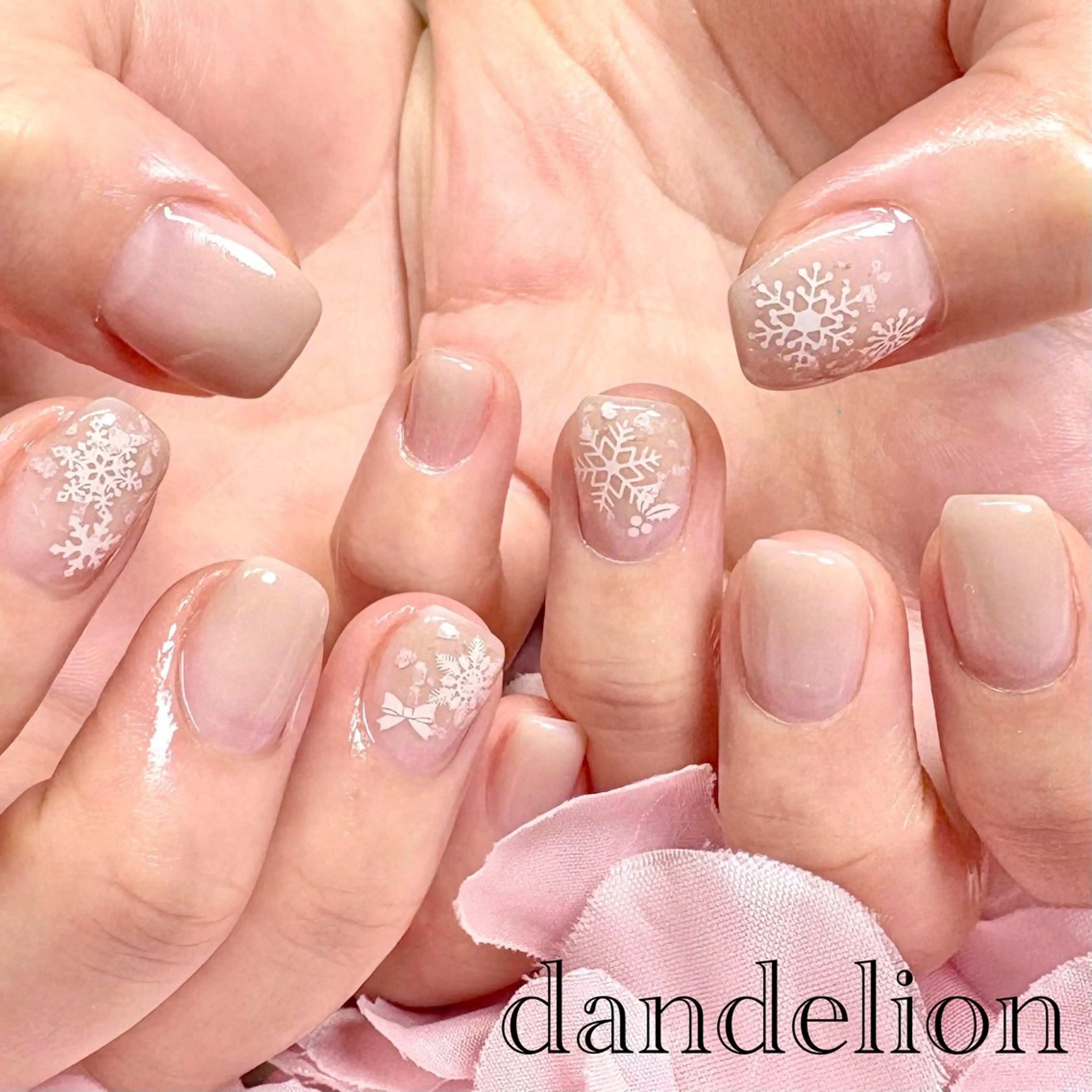 ネイル ハンドネイル ハンドケア dandelion ダンデライオンのネイルデザイン