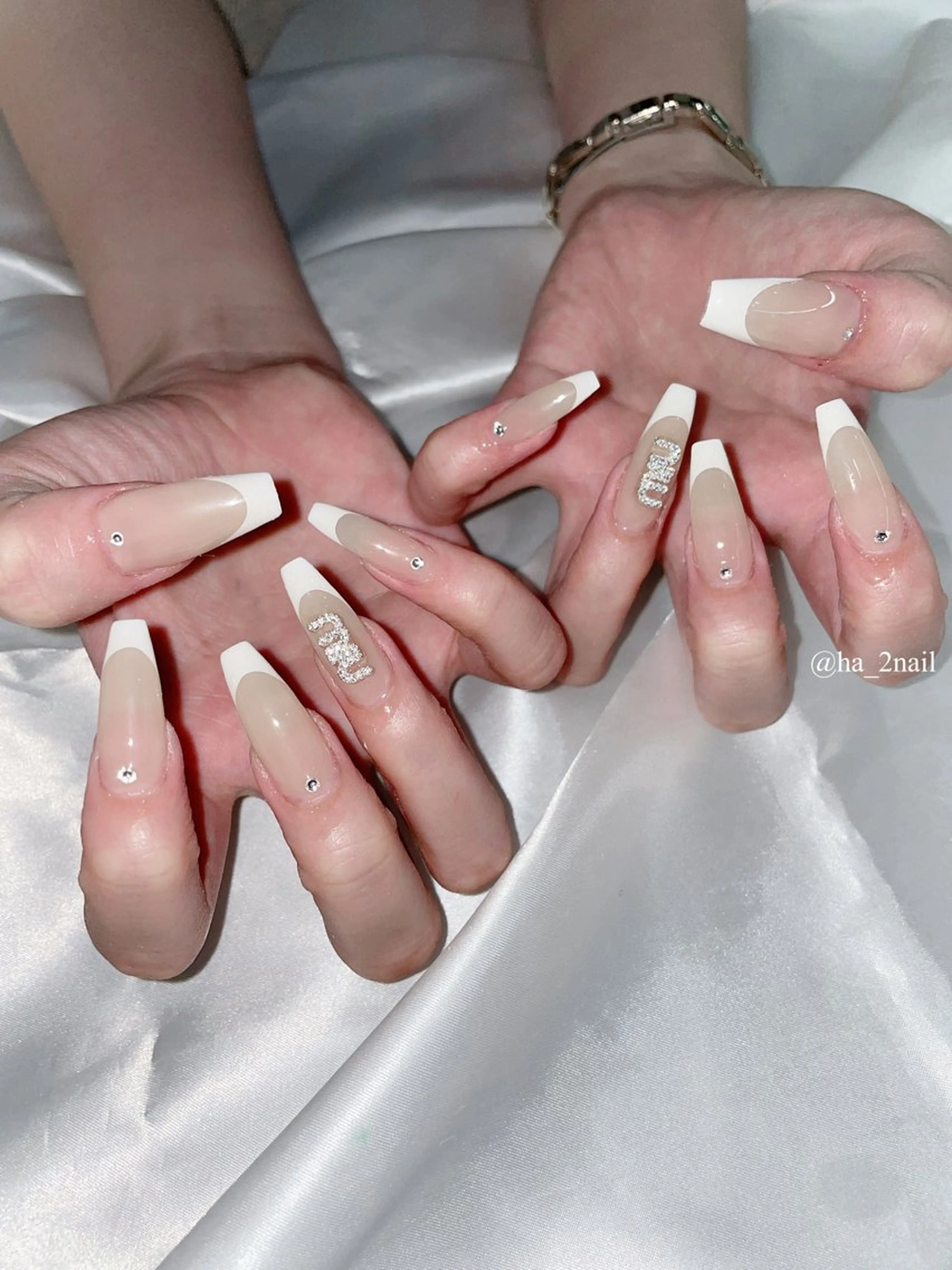 ネイル フレンチネイル ロングネイル NAIL and EYELASH ALPHA.所属・ALPHA. 姫繇のネイルデザイン