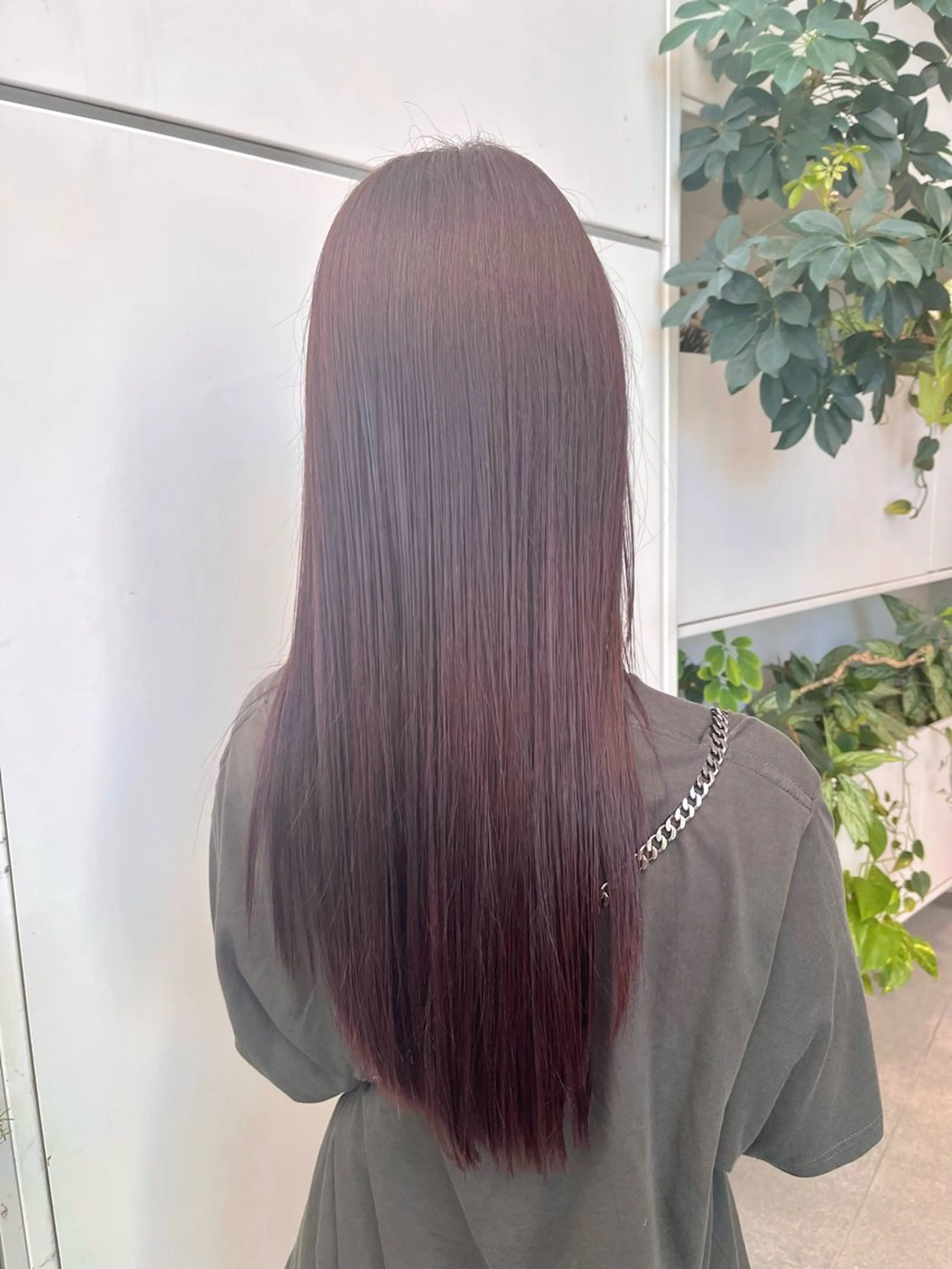 ロング カラー ブリーチ ブリーチなしカラー レッドカラー ヘアカラー トリートメント くさかみさき🌼暖色 /耳つぼ/オタク🌼のヘアスタイル