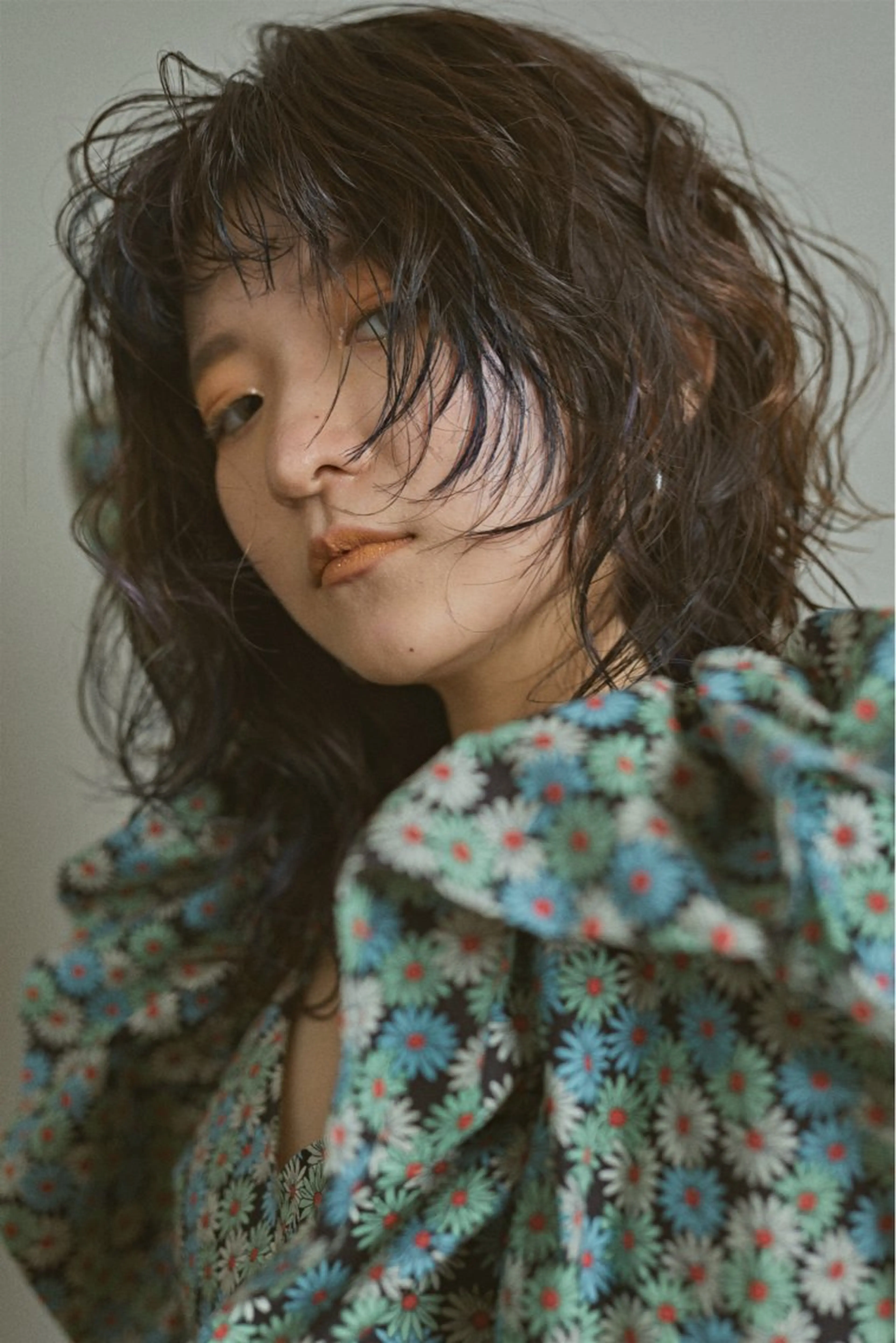 ミディアム カラー パーマ Kingdom元町店所属・ヘアメイク金坂 /カットカラー/のヘアスタイル