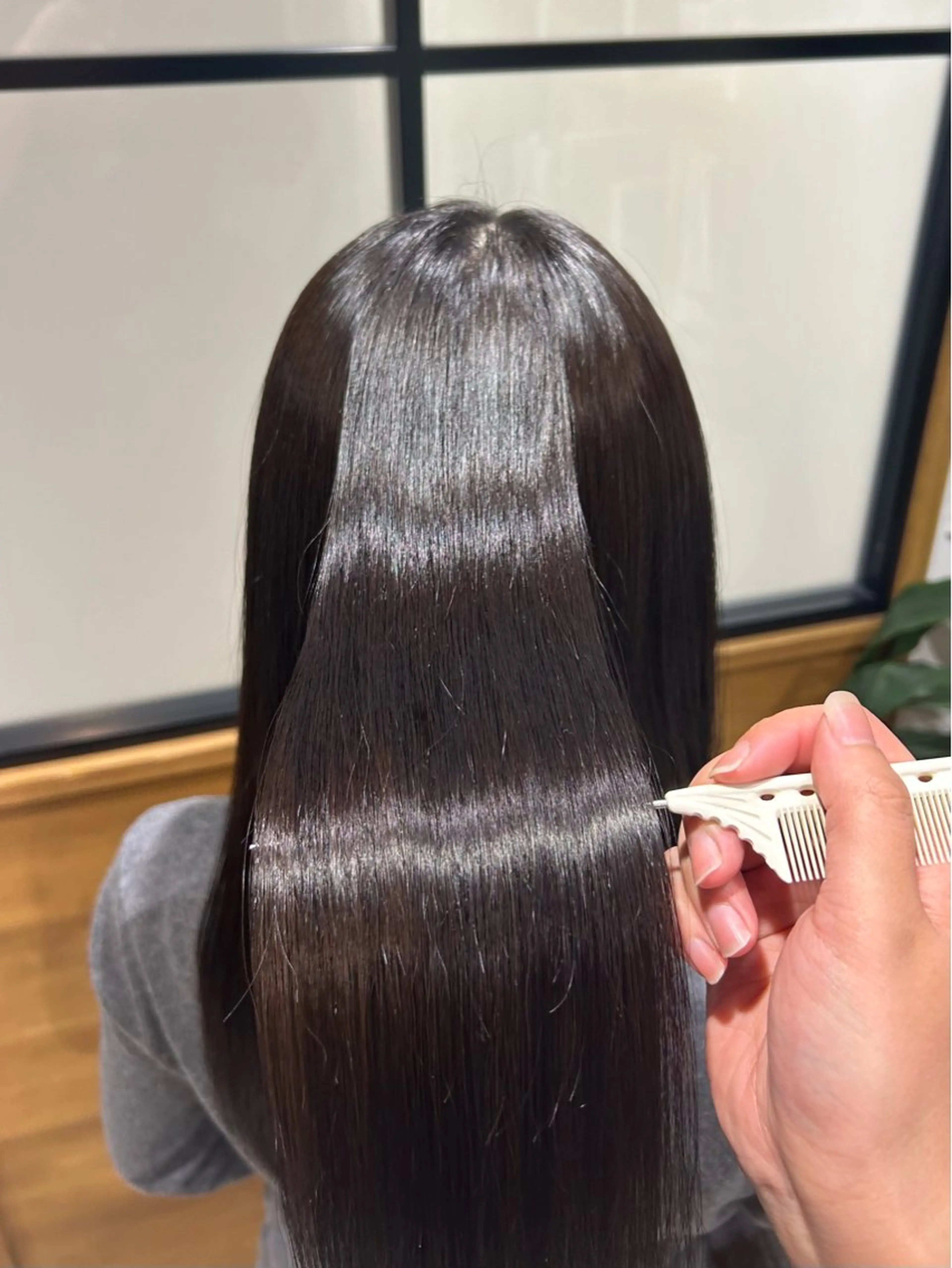 ロング 縮毛矯正 やなぎさわ はるなのヘアスタイル