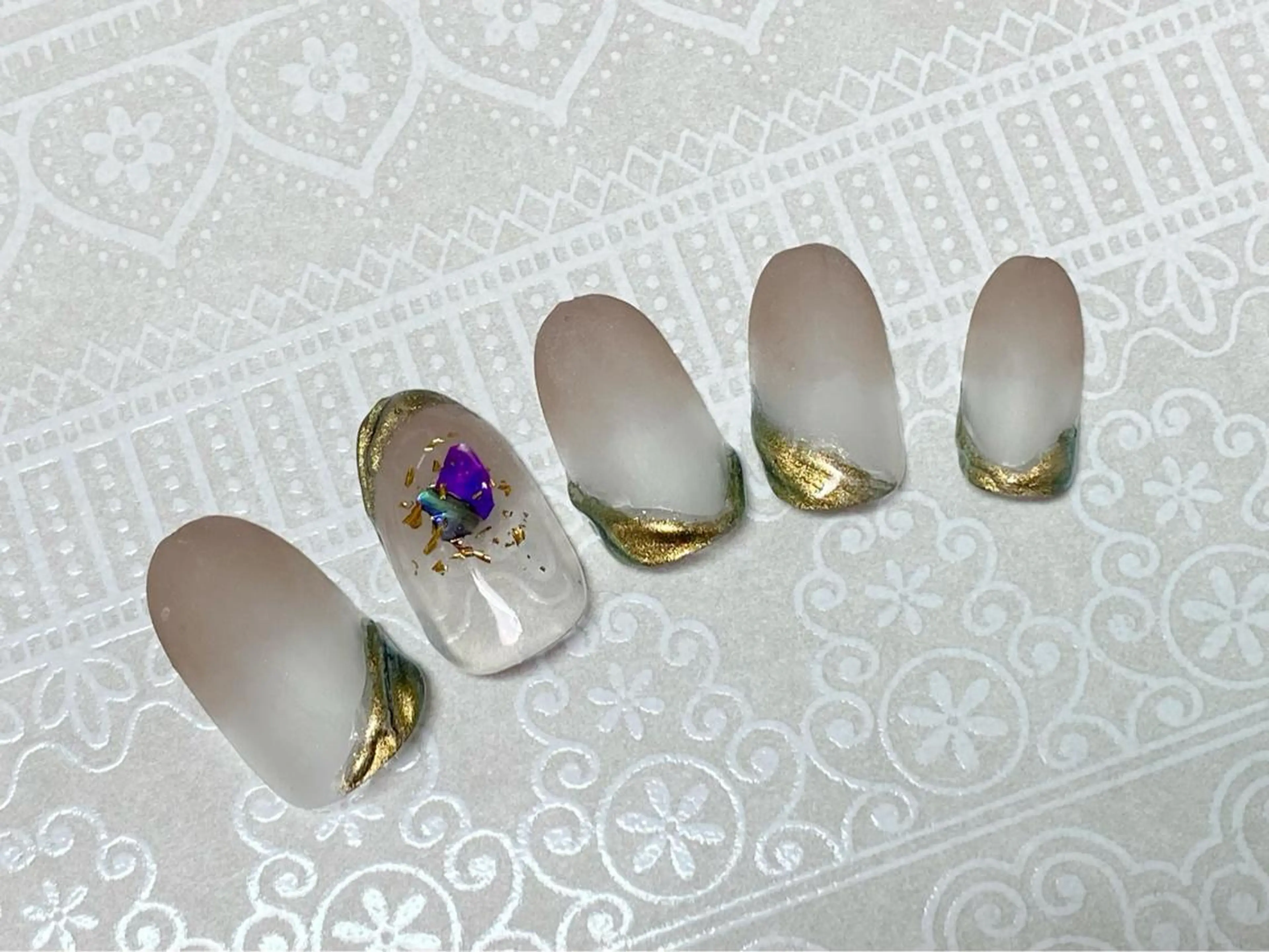 ネイル マットネイル 痛ネイル/ワンホン/ フィルイン/長さだしのネイルデザイン