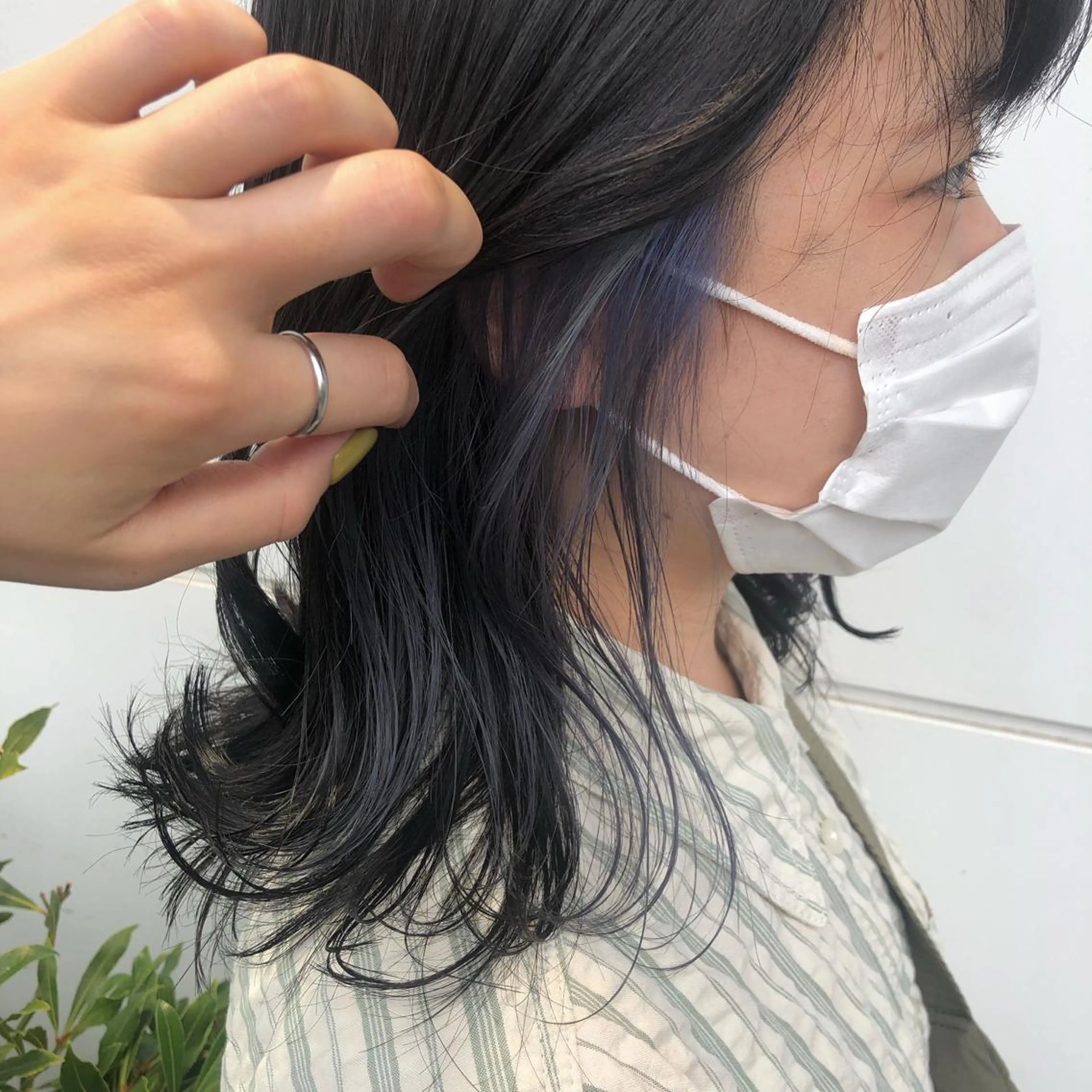 セミロング カラー ブルーカラー ヘアカラー トリートメント カトウ ユウカのヘアスタイル