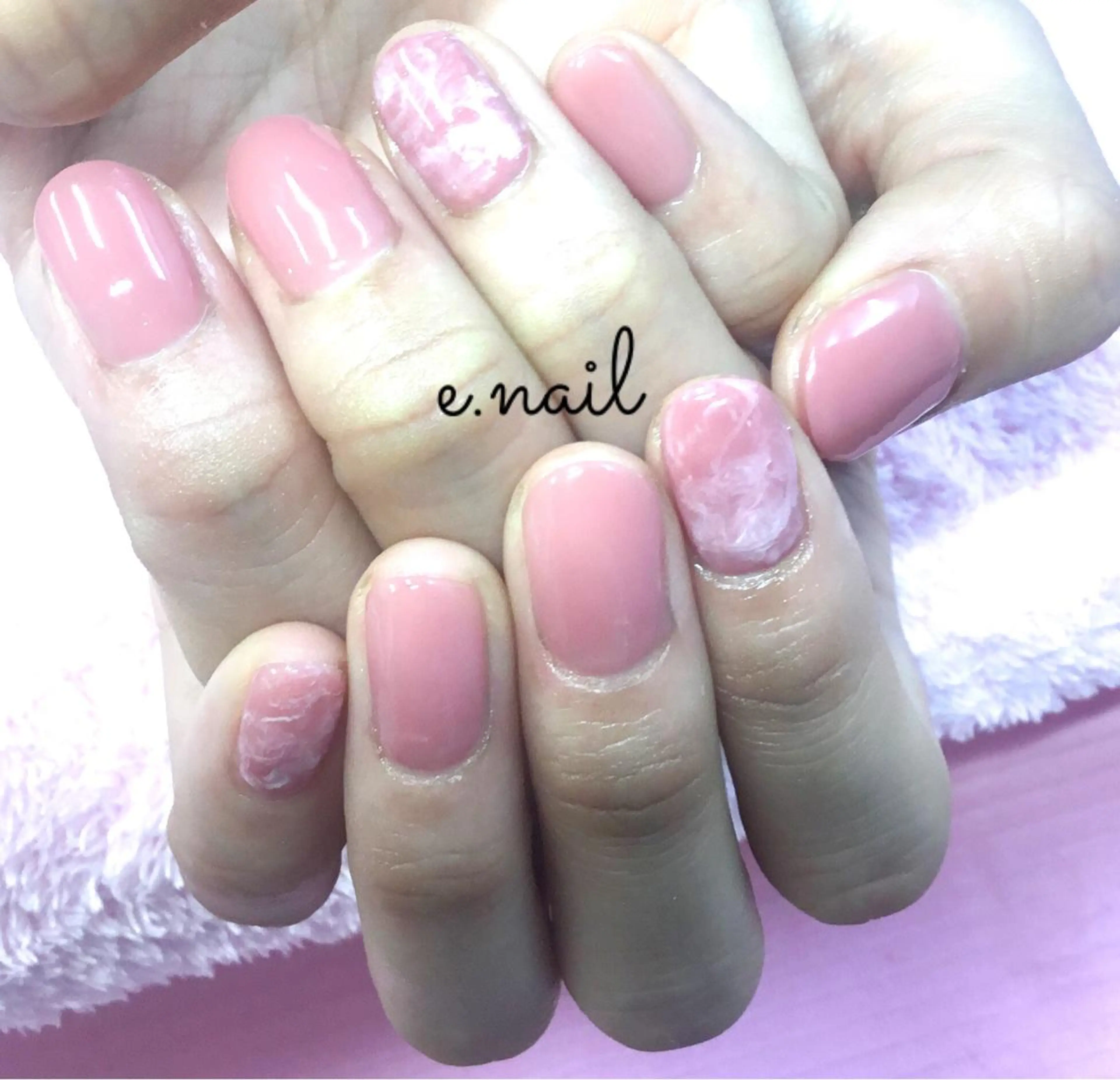 ネイル e.nail所属・和賀井 恵理のネイルデザイン