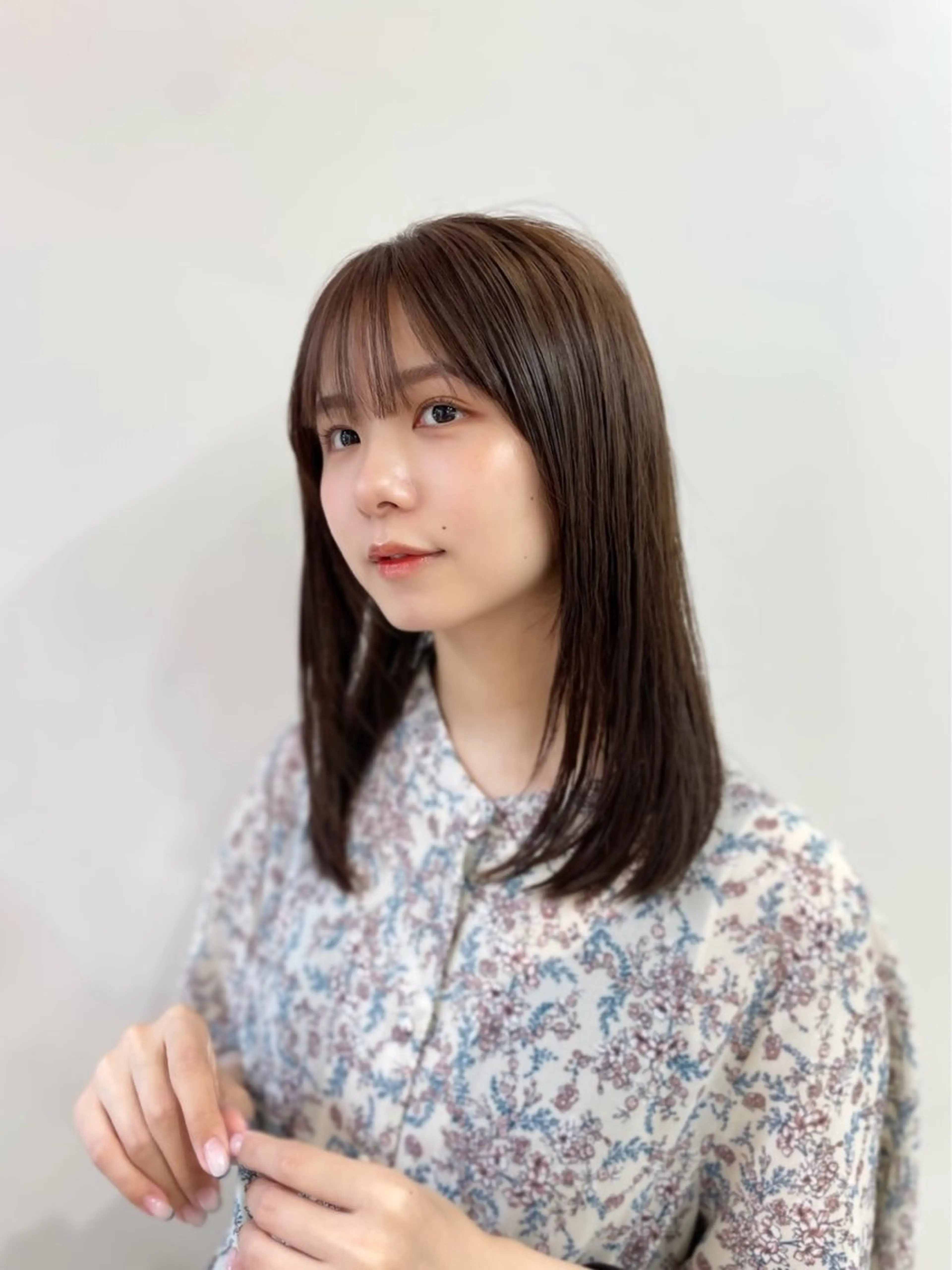 ミディアム カラー ベージュカラー カット ヘアカラー ❤️ショートカット ・顔周りカット❤️のヘアスタイル