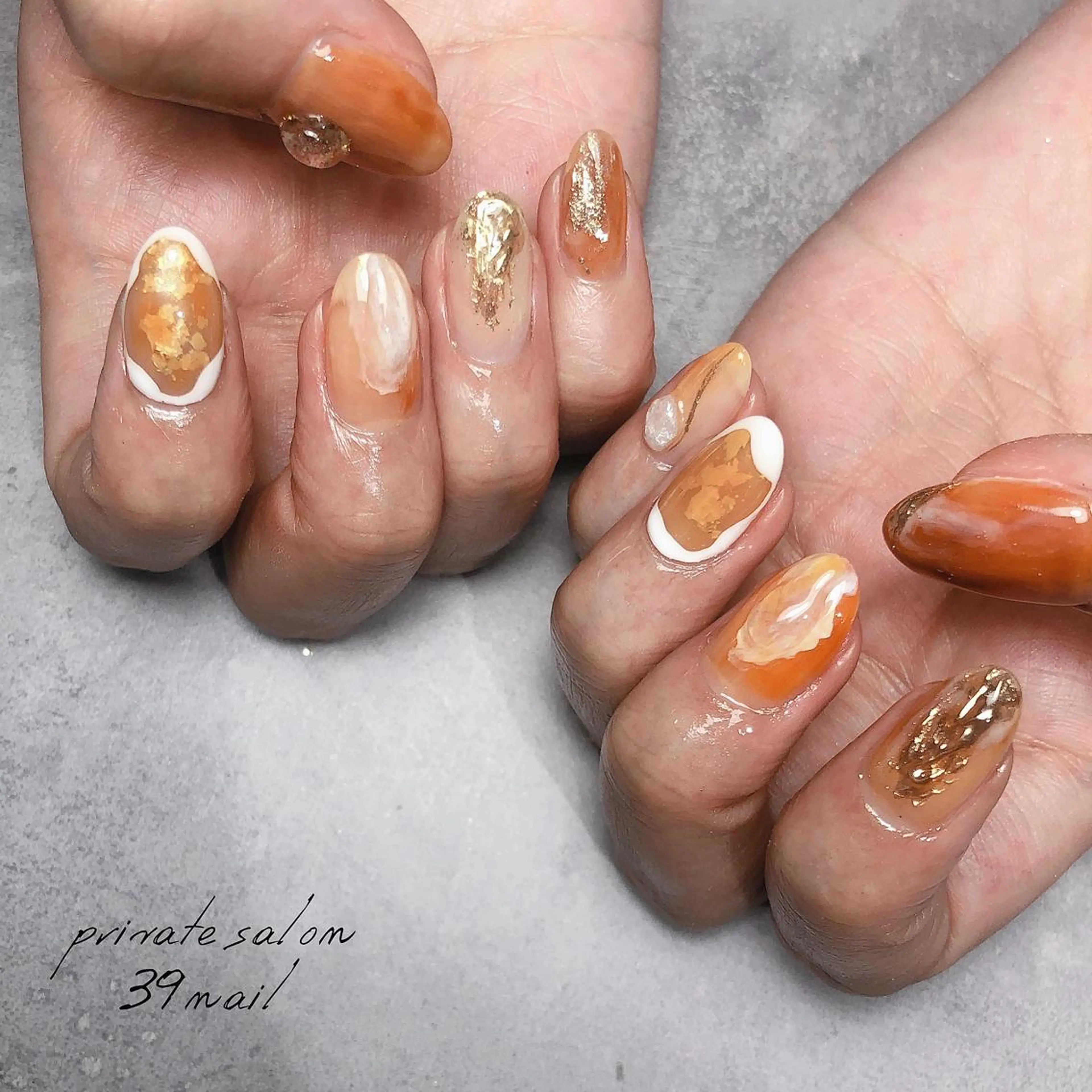 ミディアム ネイル ニュアンスネイル オレンジ ハンドネイル 京橋 【39nail】のネイルデザイン