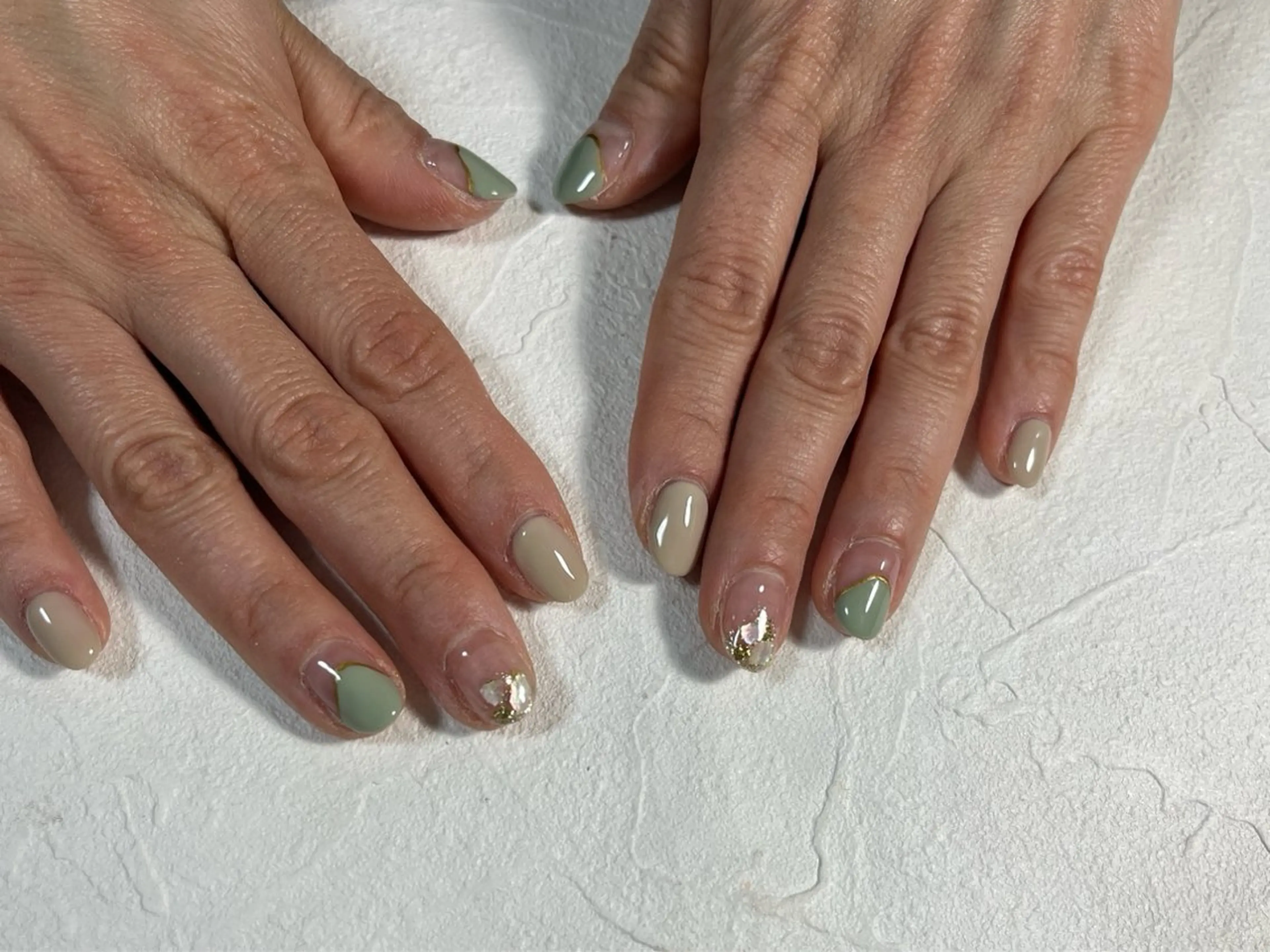 ネイル オーロラネイル フラワーネイル フットネイル フレンチネイル ジェルネイル kiki nail たまプラーザのネイルデザイン