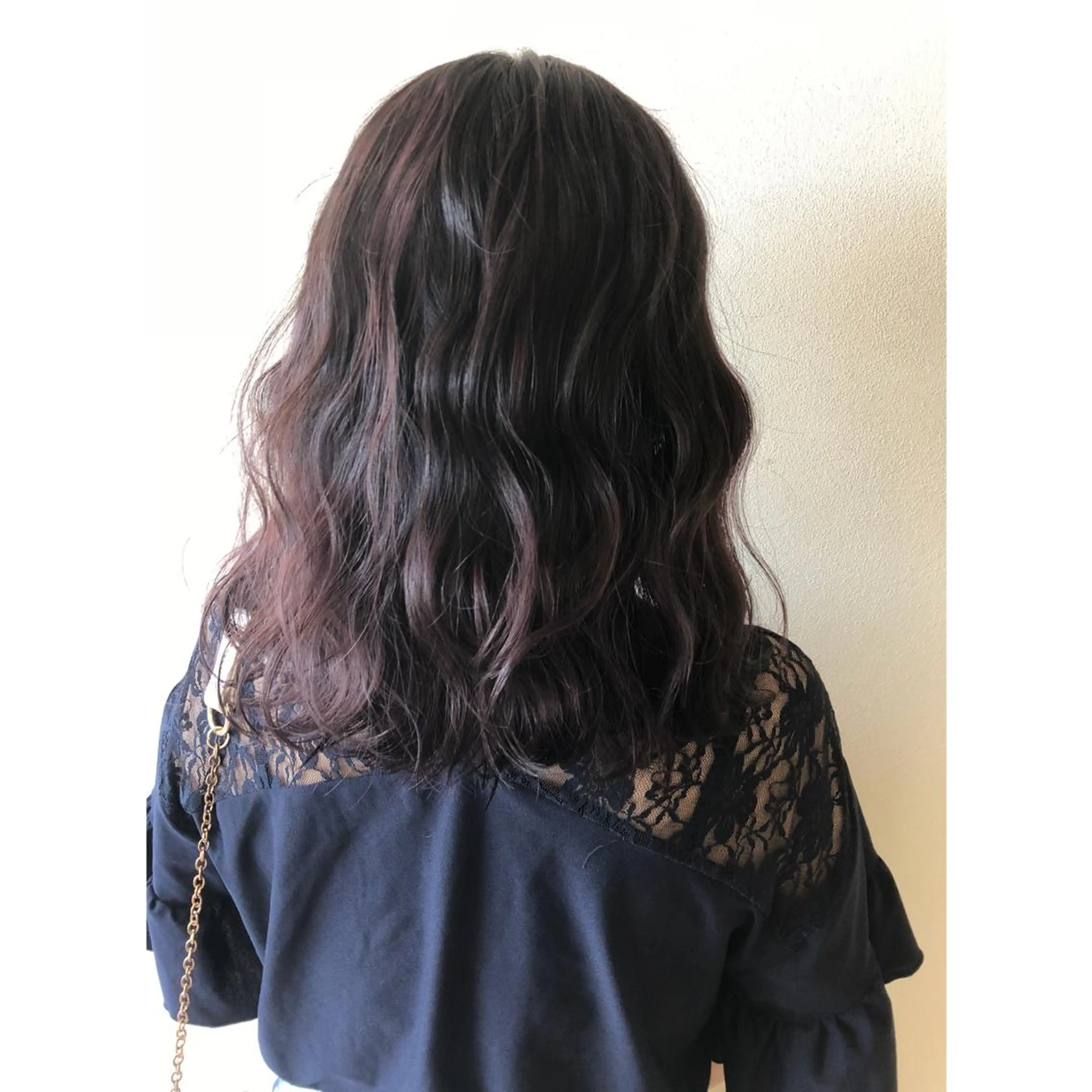 セミロング カラー パープルカラー ママ美容師 マリンさんのヘアスタイル