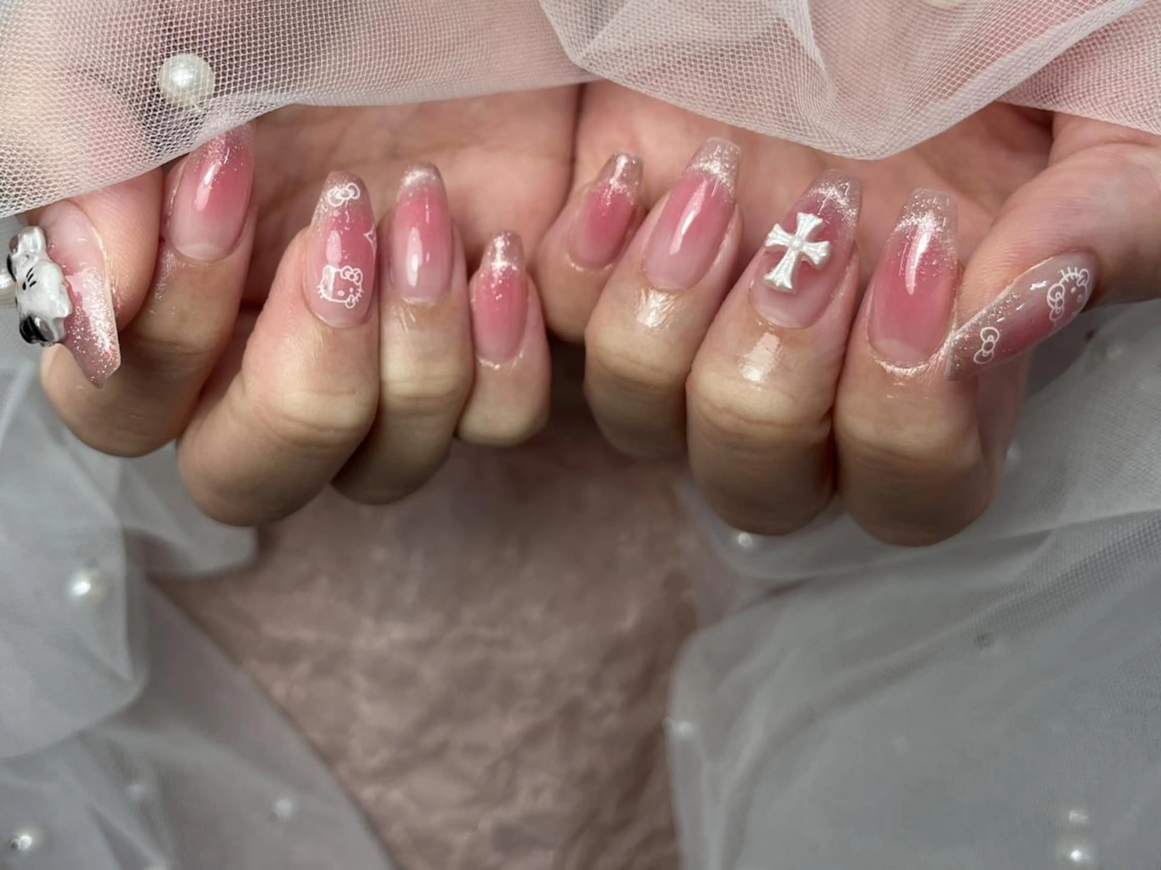 ネイル グラデーション キラキラネイル ピンク ハンドネイル ToliyDeliy Nail Salonのネイルデザイン