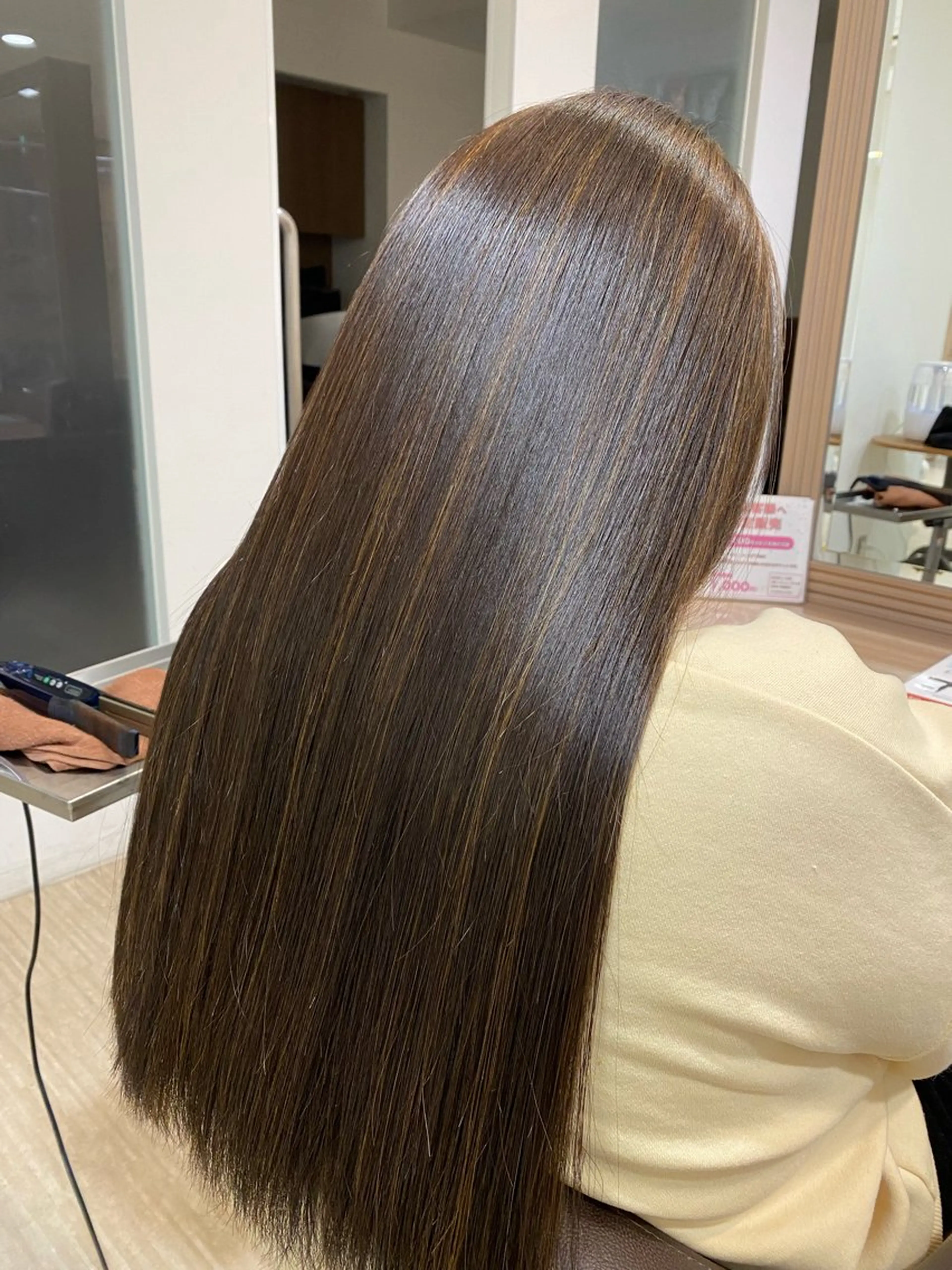 ロング 文 萌那のヘアスタイル