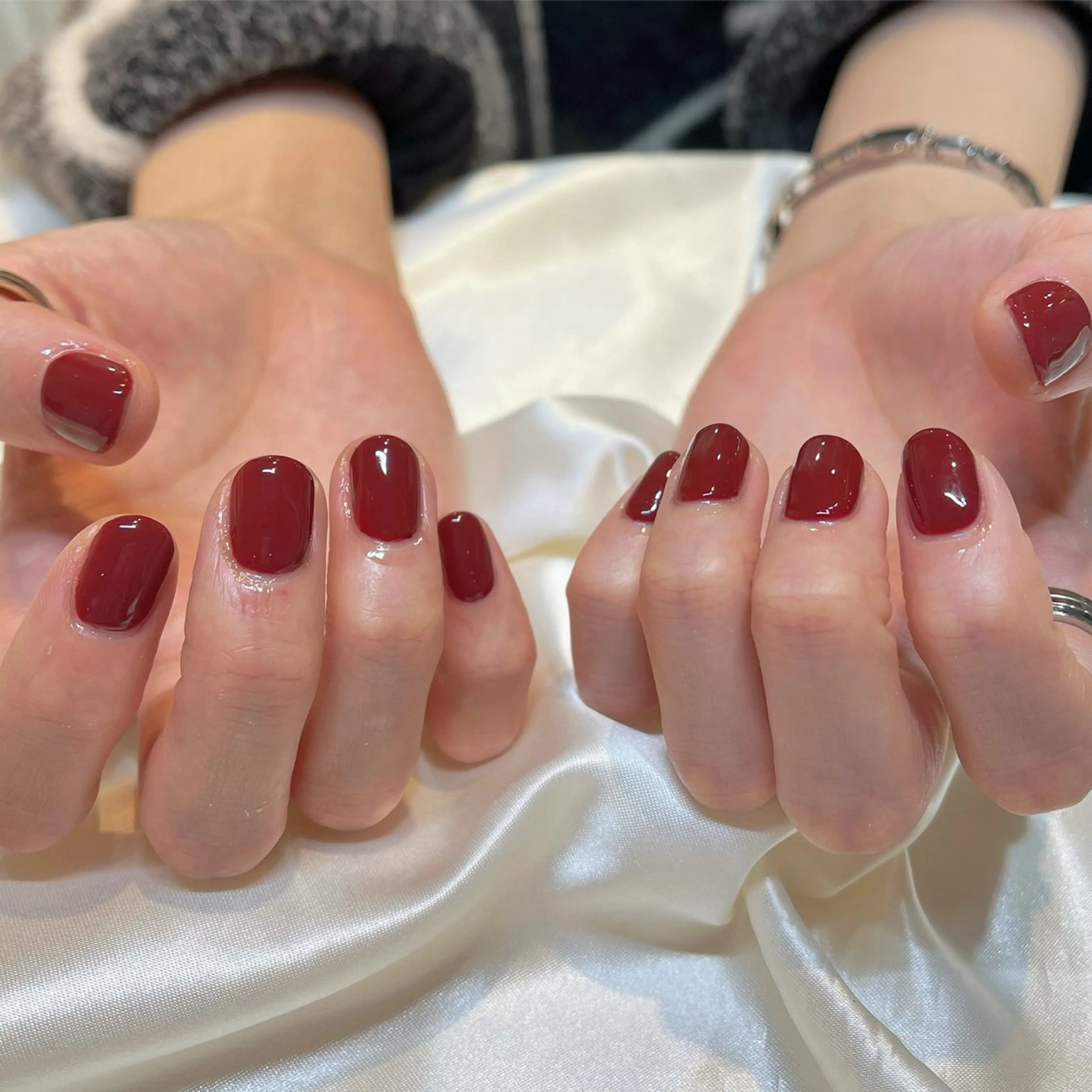 ネイル ボルドー ハンドネイル 内田 里穂のネイルデザイン