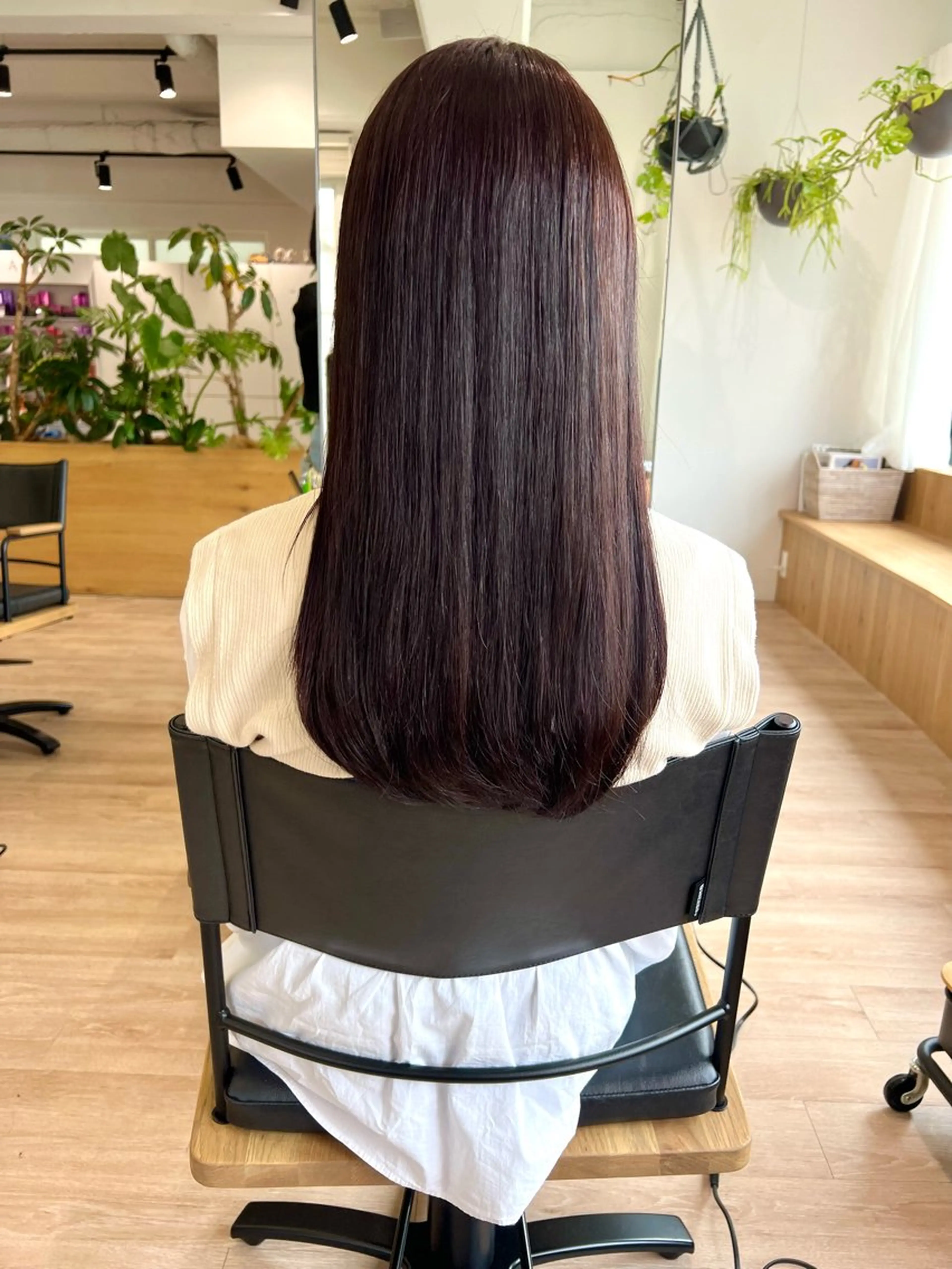 ロング カット ヘアカラー トリートメント 田中 愛梨のヘアスタイル