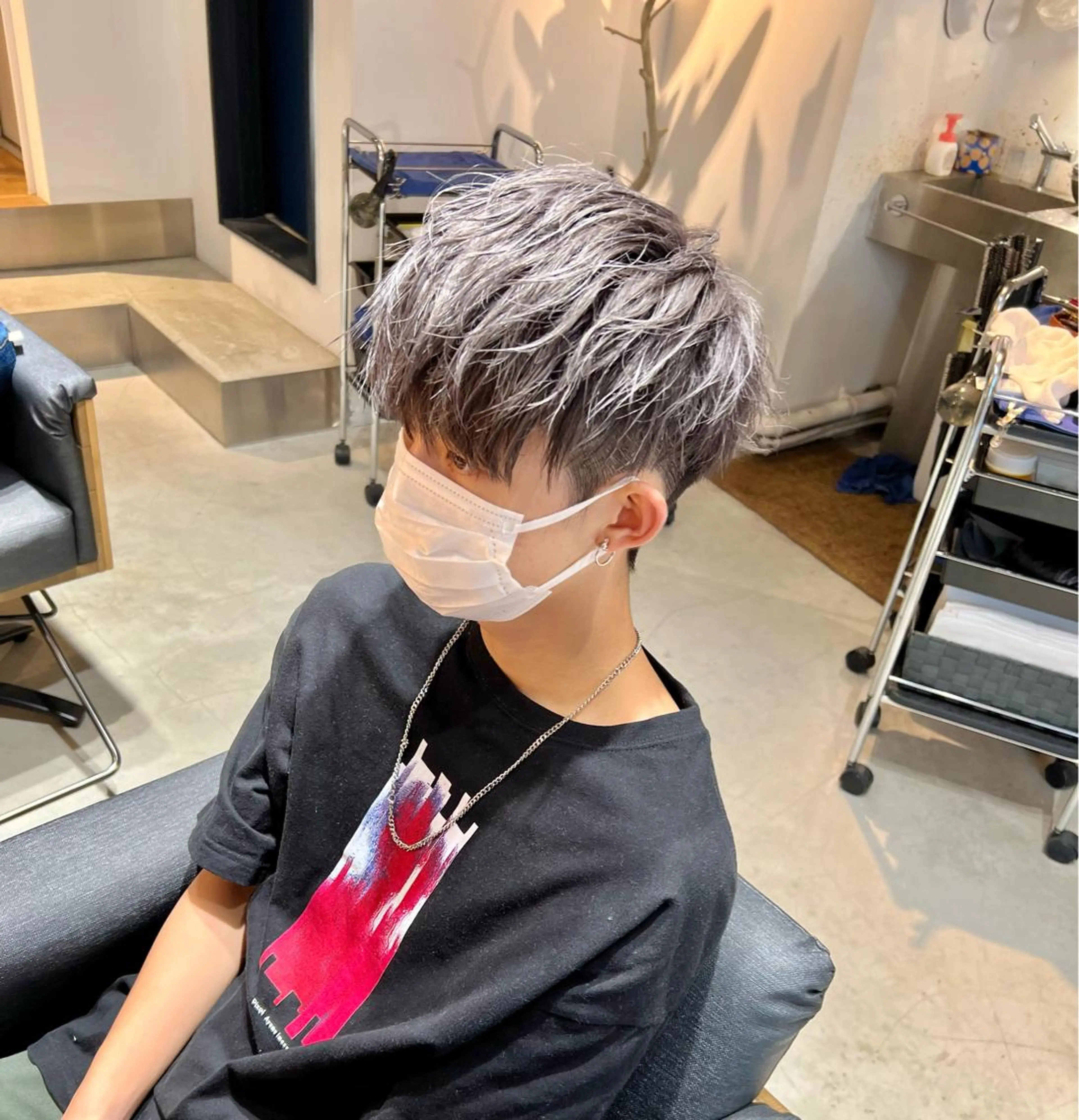 カラー メンズ マッシュ アッシュ アッシュグレー カット ヘアカラー トリートメント メンズ専門　井藤 雅也のヘアスタイル